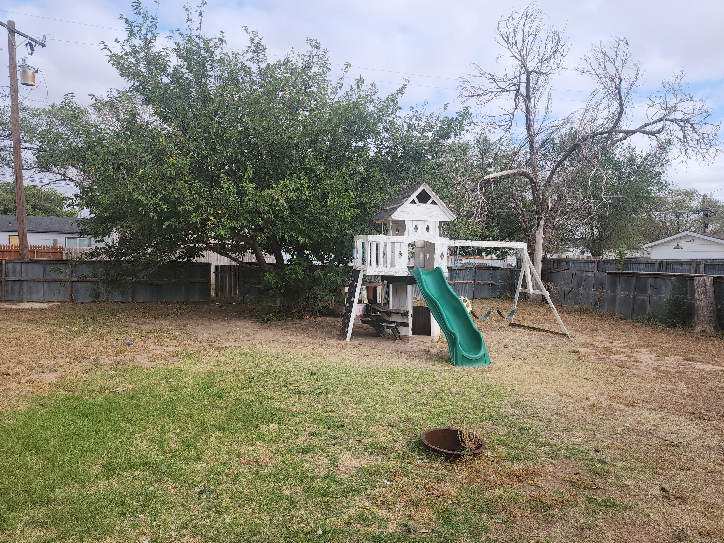 1505 Ave G Property Photo 19