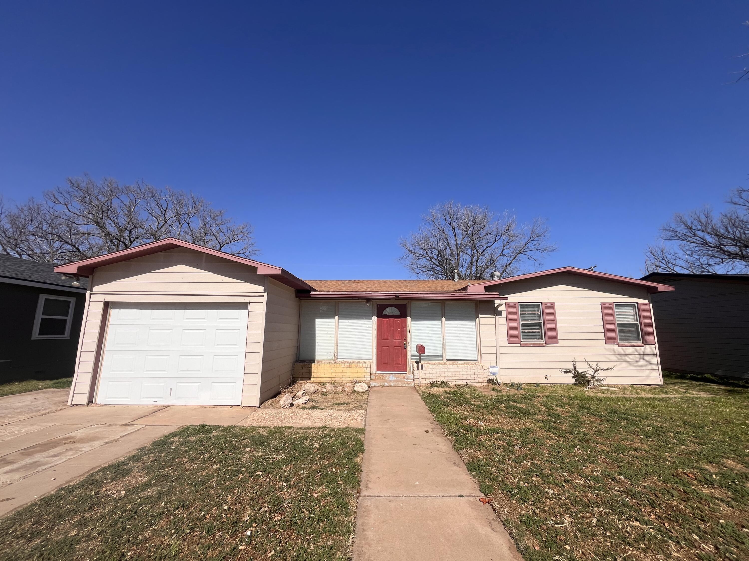 5008 42nd Street Property Photo