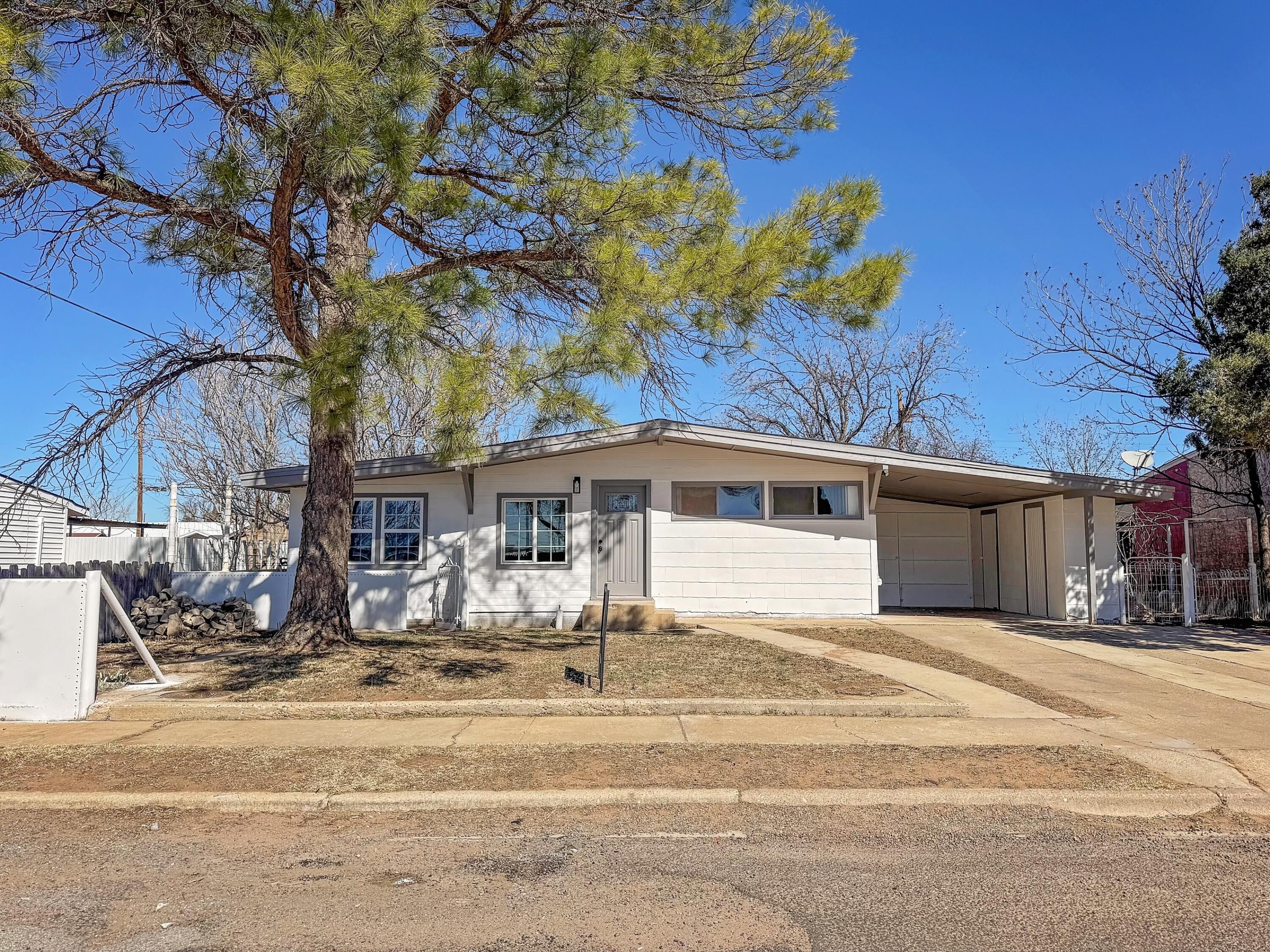 305 Duvall Property Photo 1