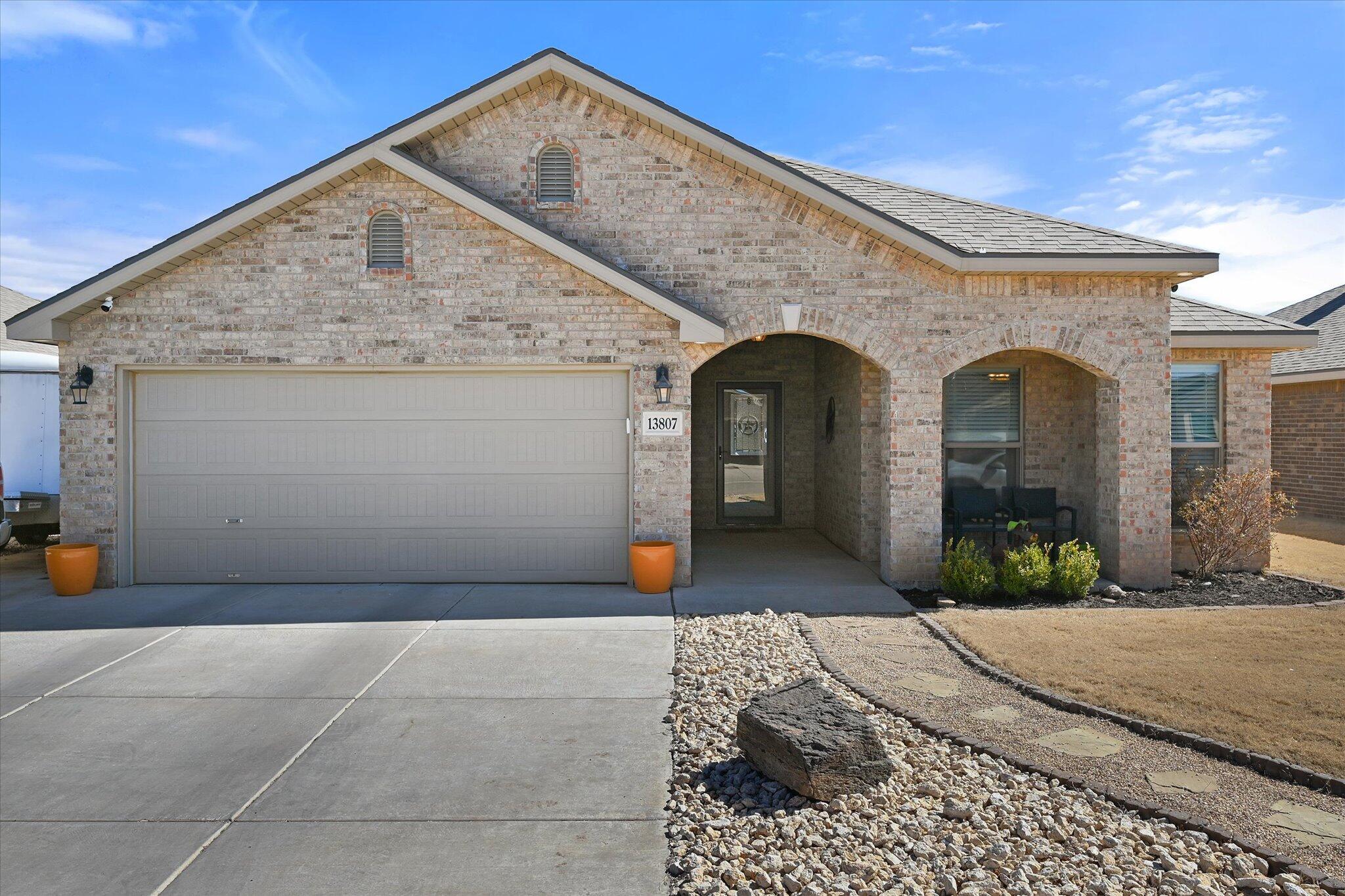 13807 Avenue W Property Photo