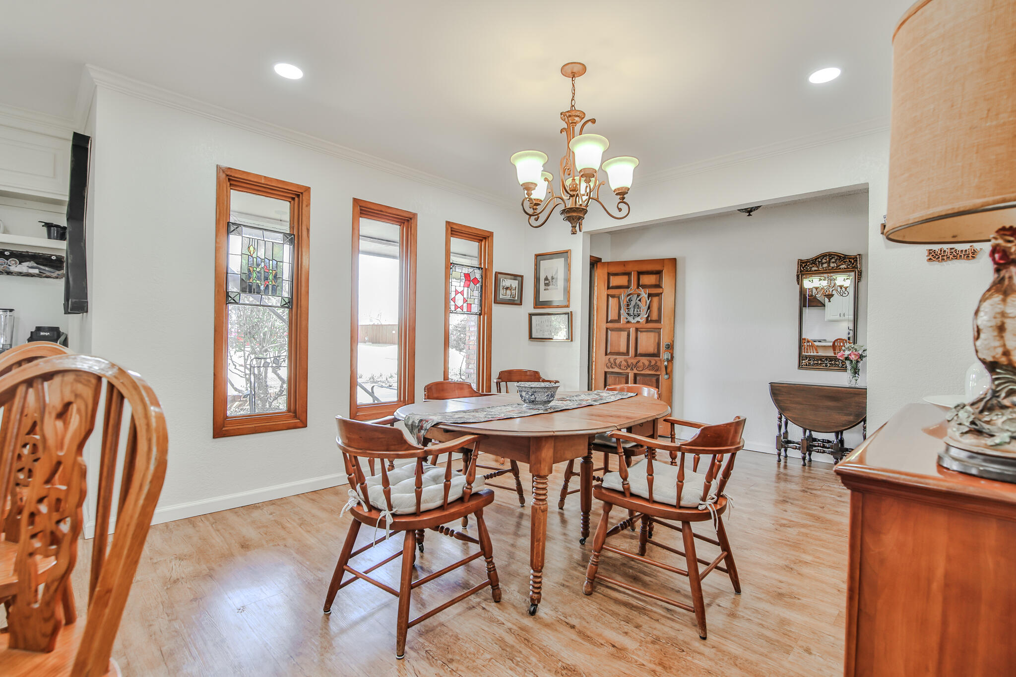 400 N Sherman Avenue Property Photo 11
