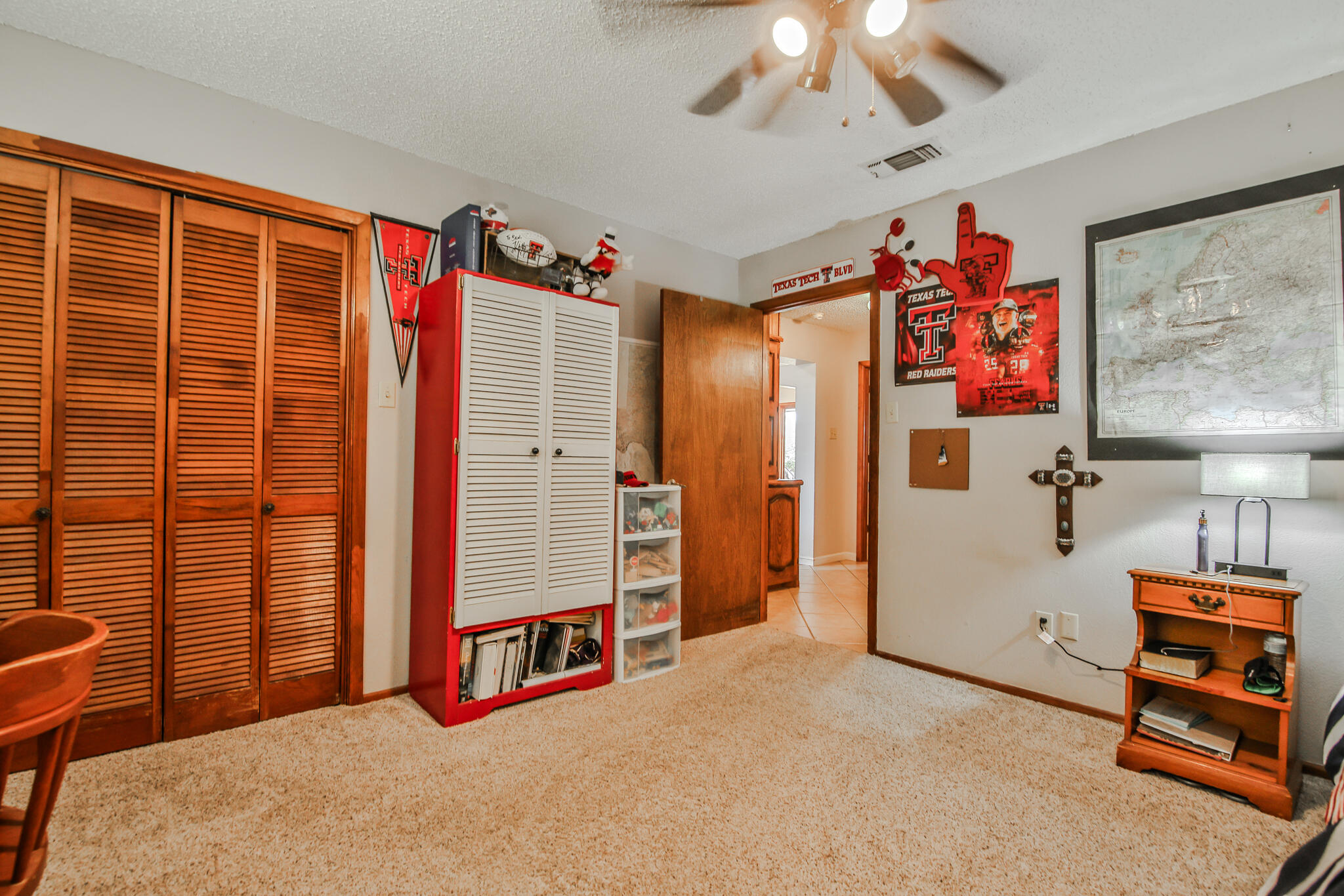 400 N Sherman Avenue Property Photo 22