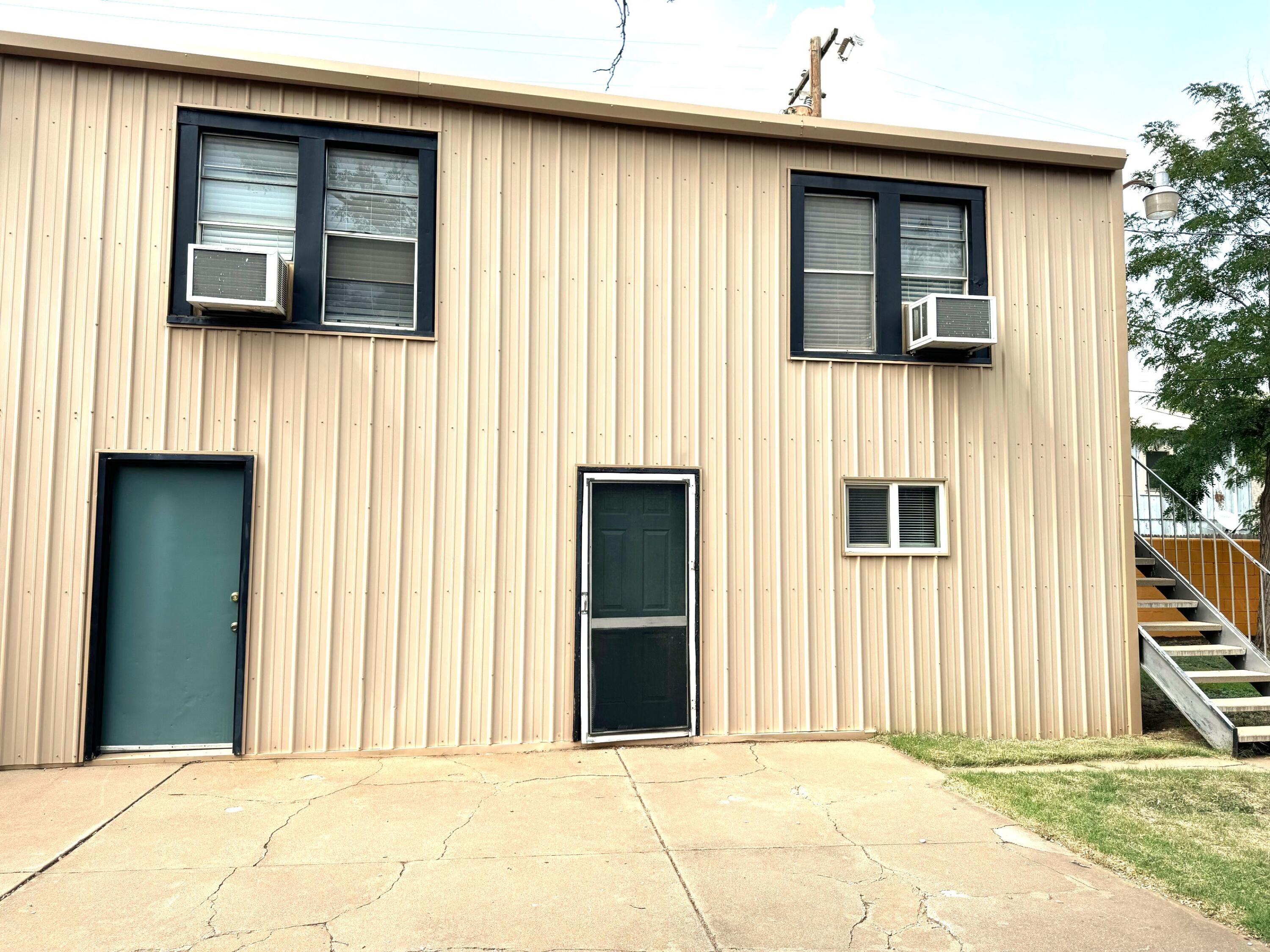 2020 17th Street, R Property Photo