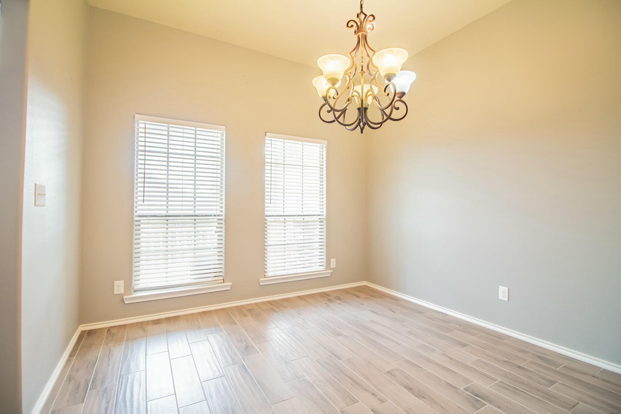 5728 109th Street Property Photo 5