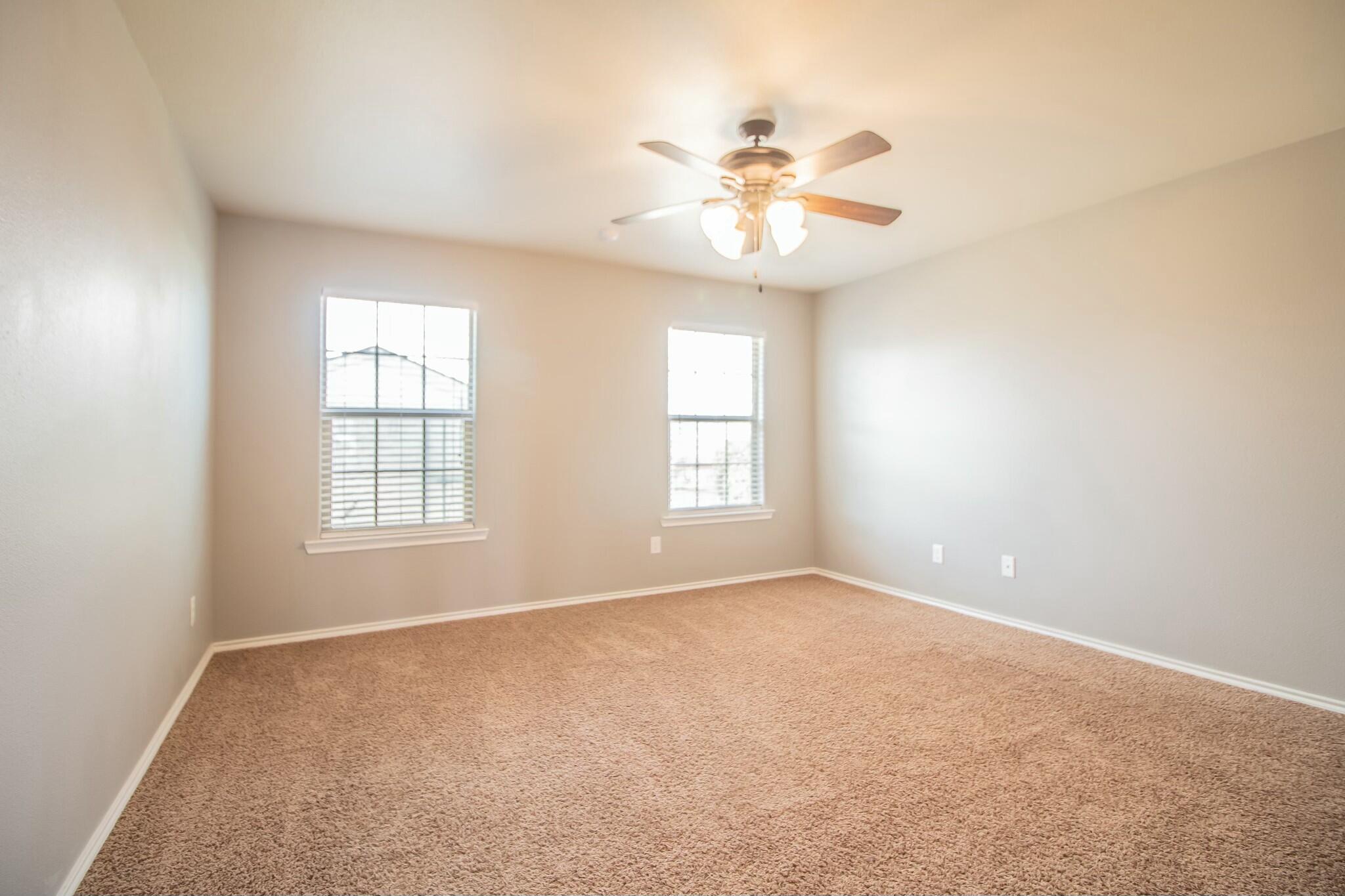 5728 109th Street Property Photo 23