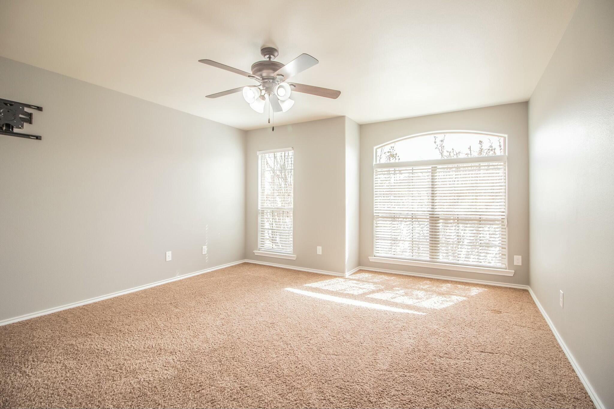 5728 109th Street Property Photo 25