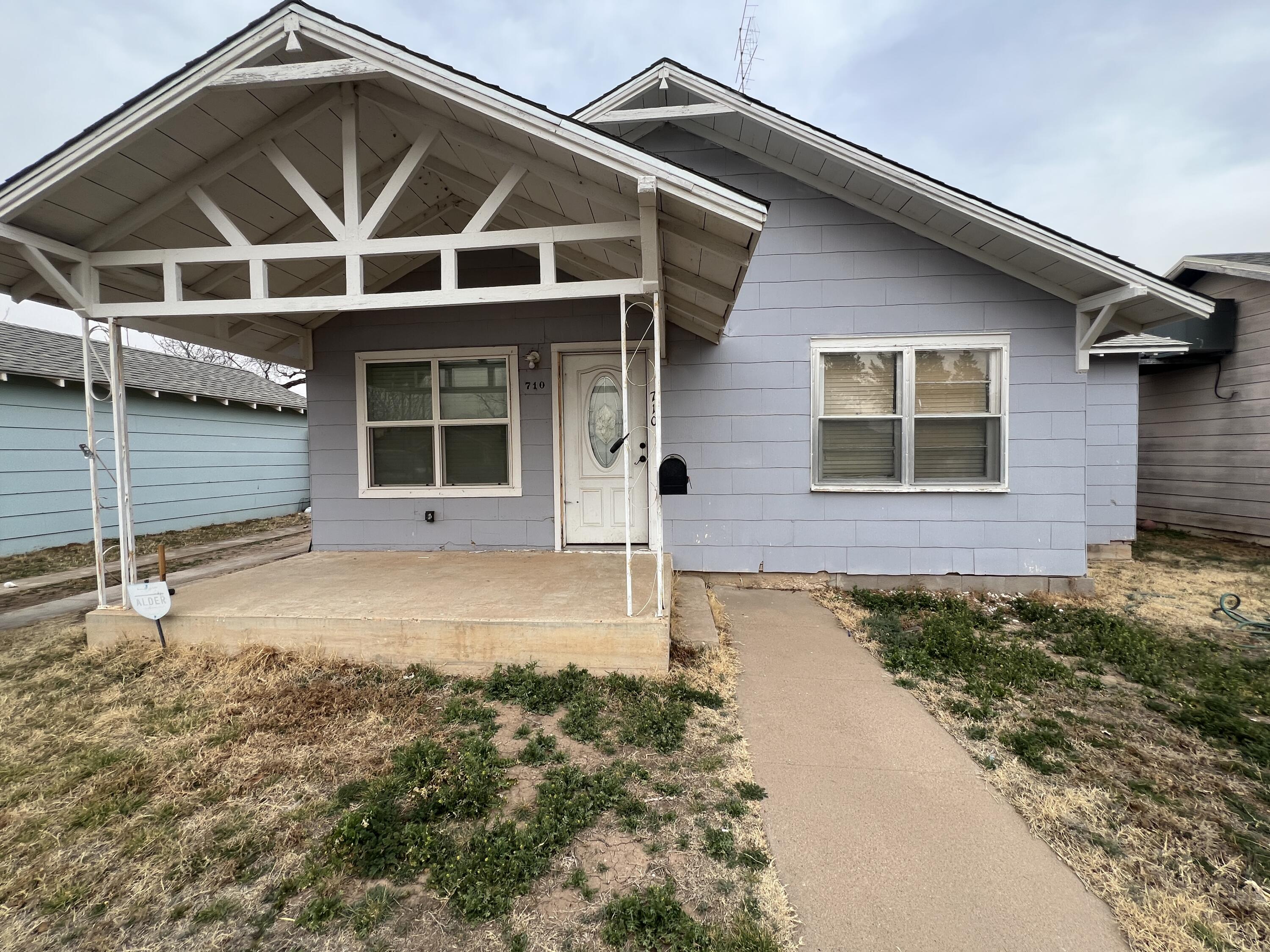 710 Independence Street Property Photo 1