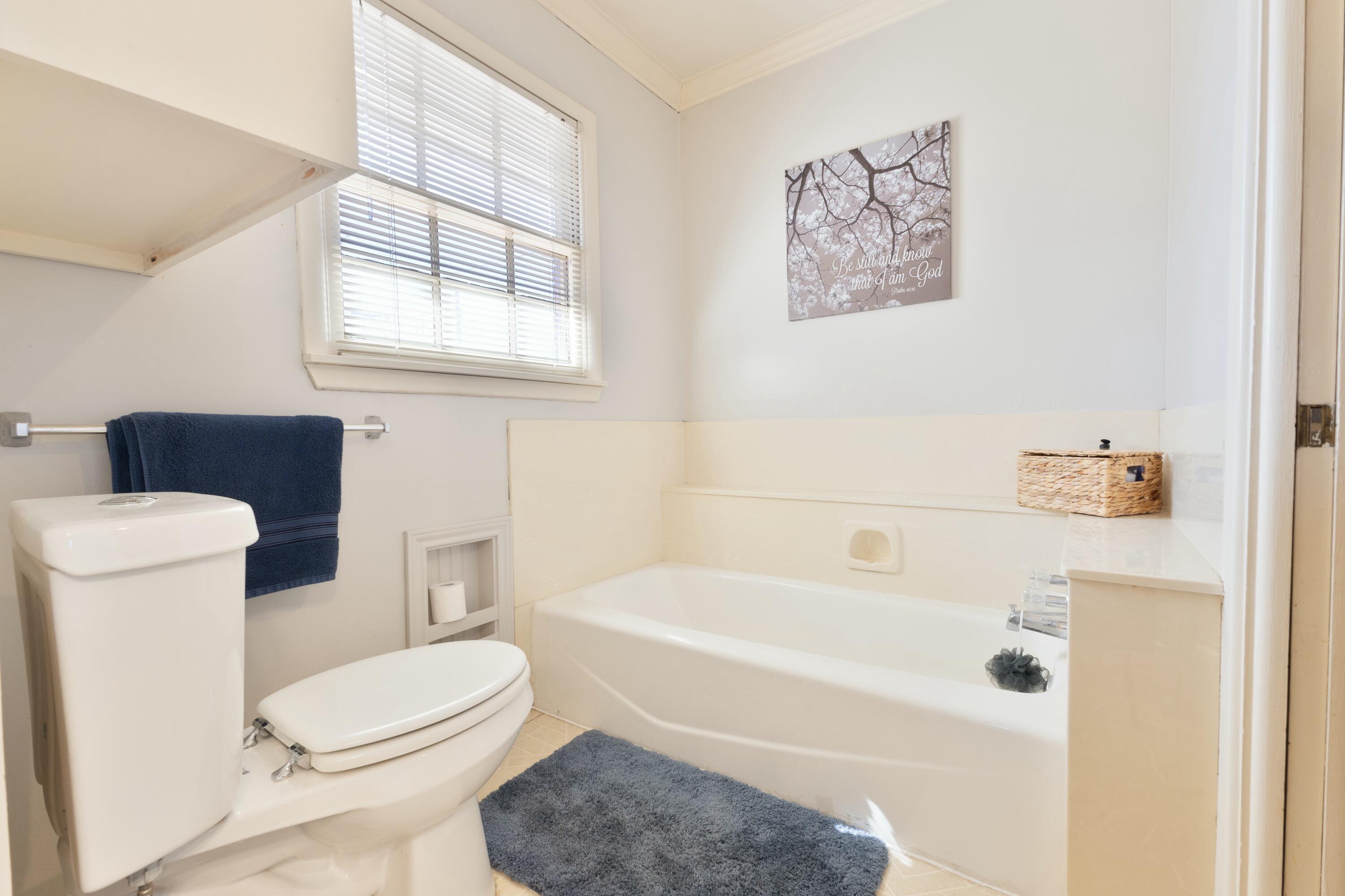 2405 W 12th Street Property Photo 19
