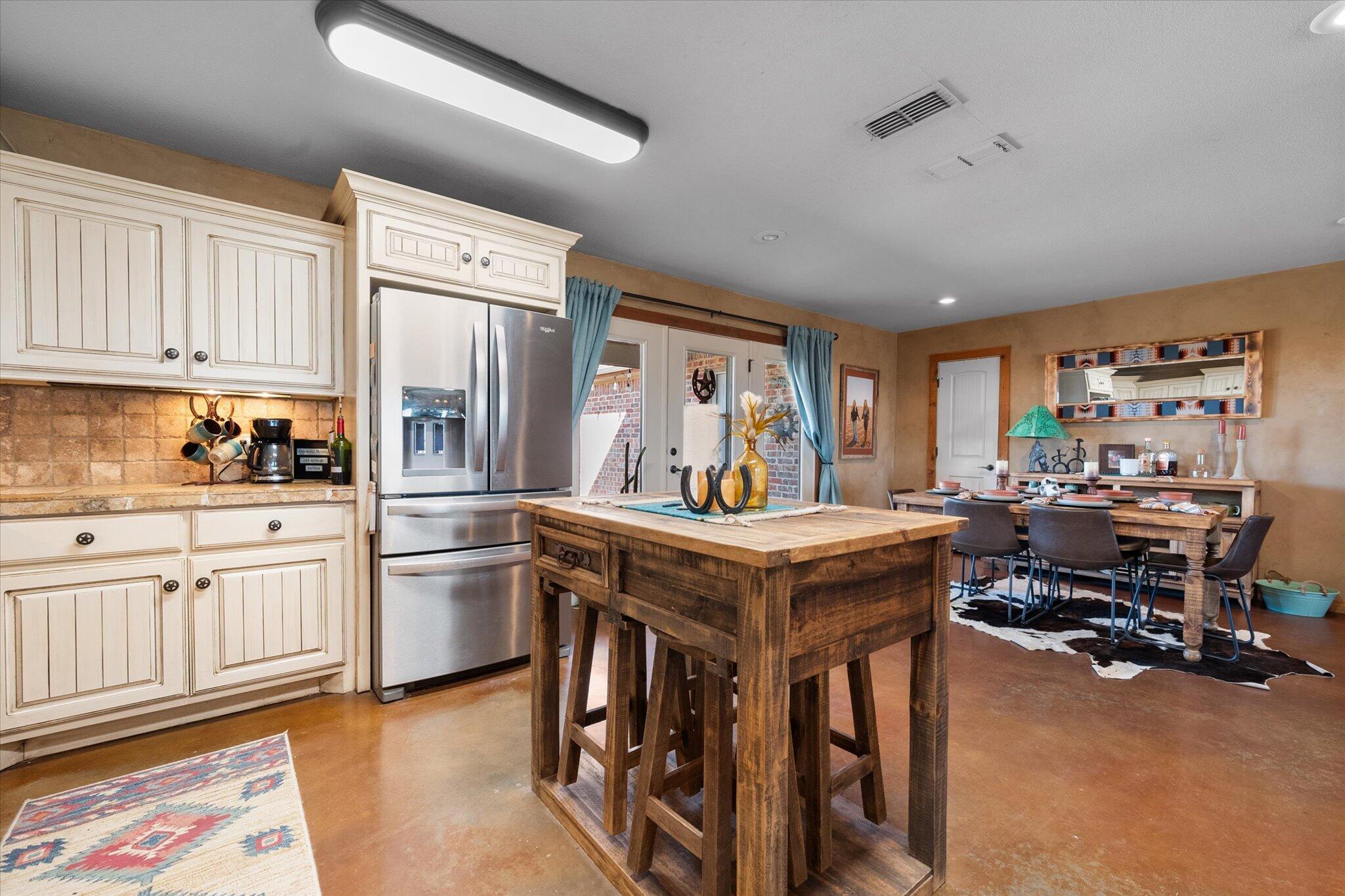 9110 F M 1729 Property Photo 15