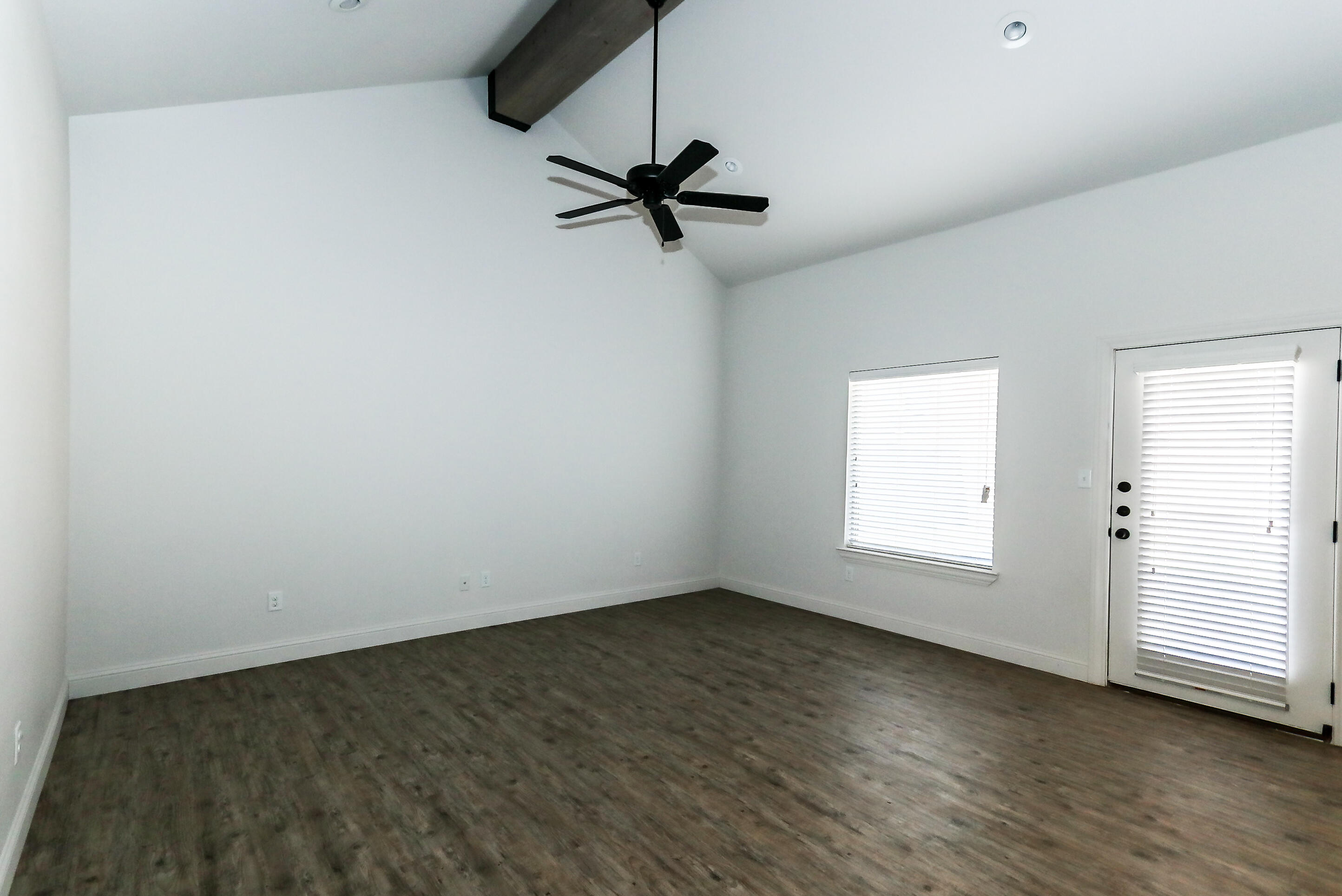 11104 Acme Street Property Photo 9
