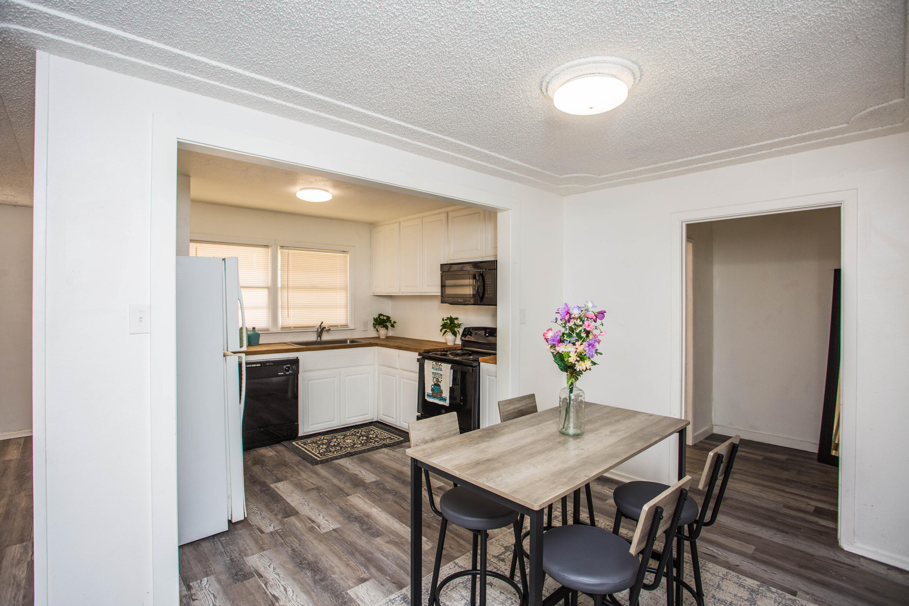 2810 54th Street Property Photo 8