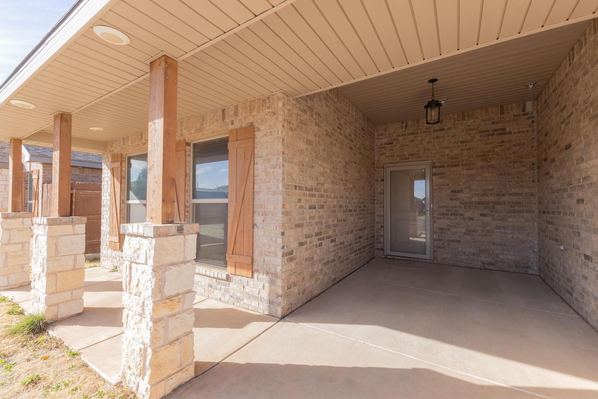 2312 145th Street Property Photo 2