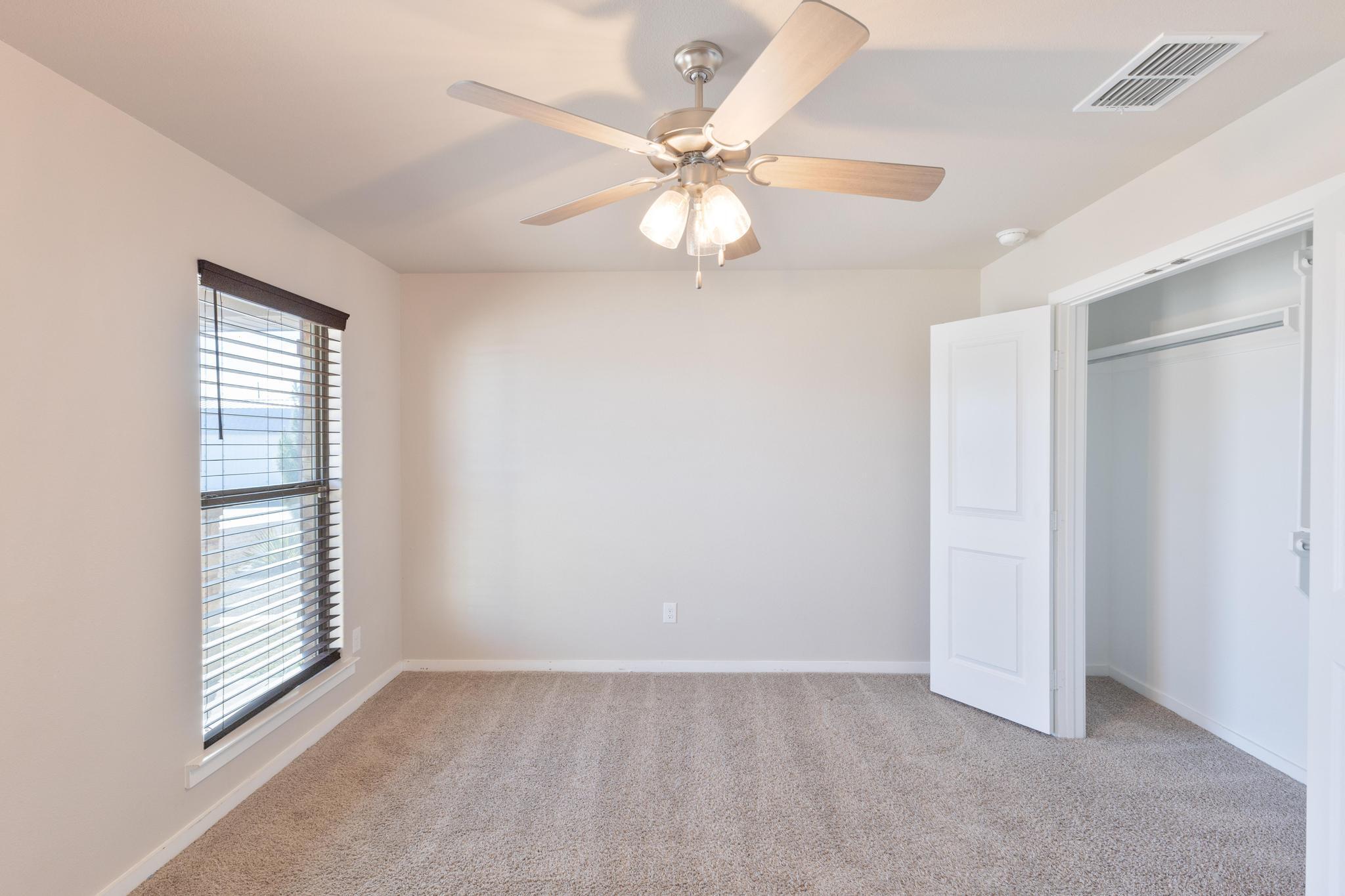 2312 145th Street Property Photo 7