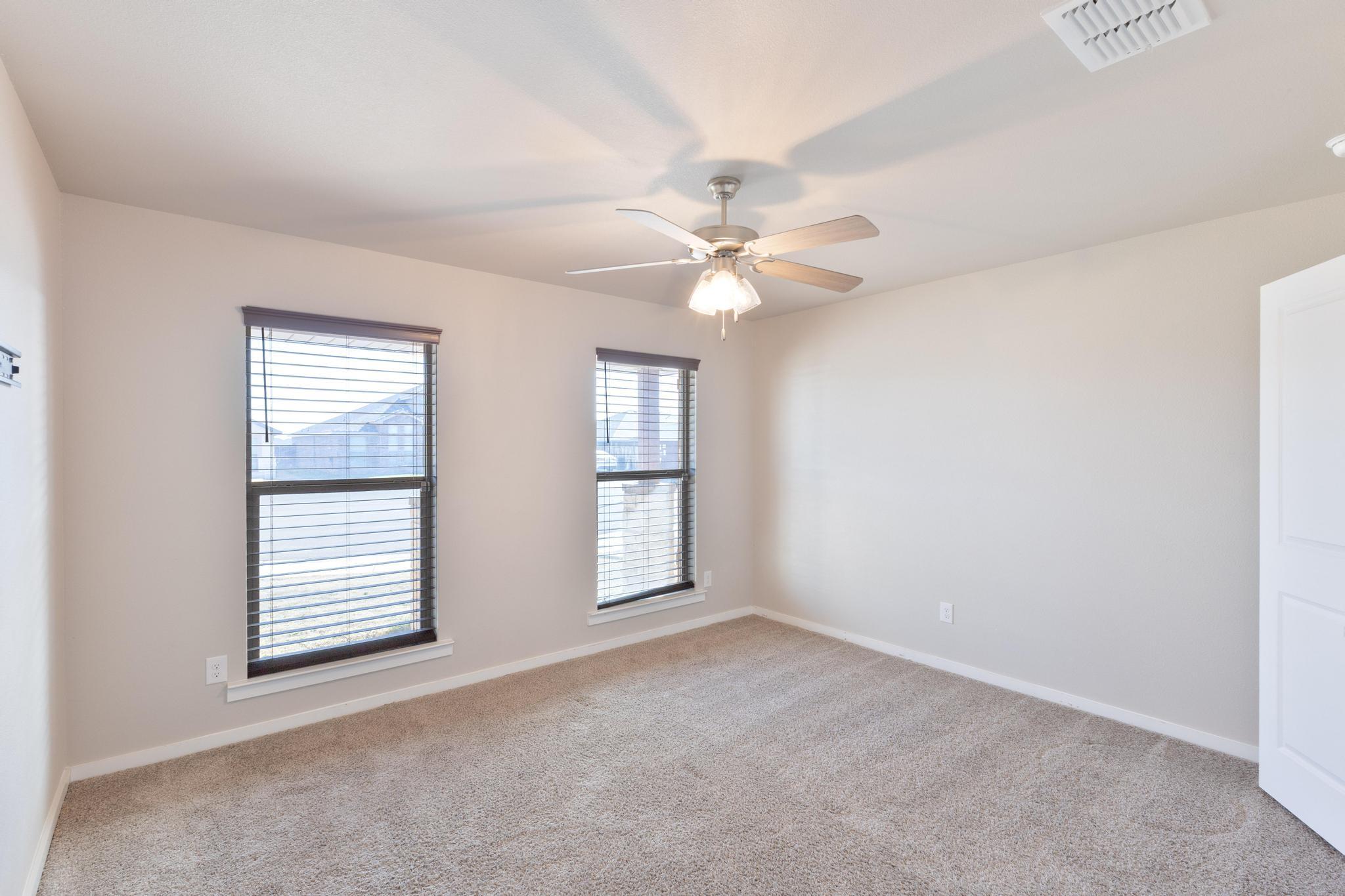 2312 145th Street Property Photo 8