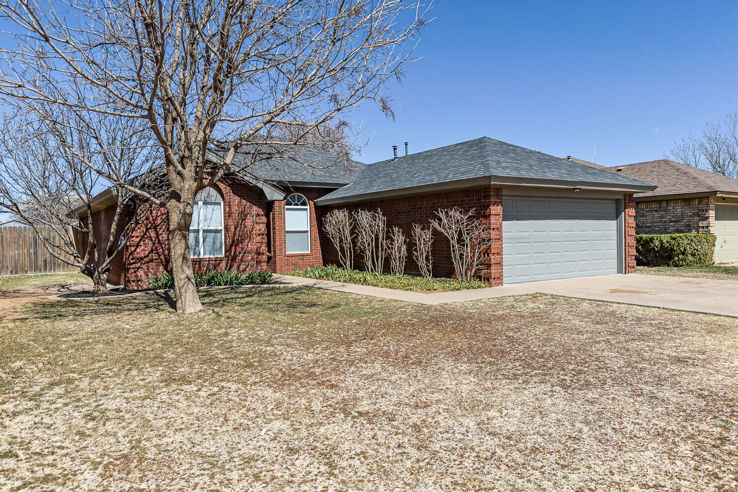 2104 94th Street Property Photo 2