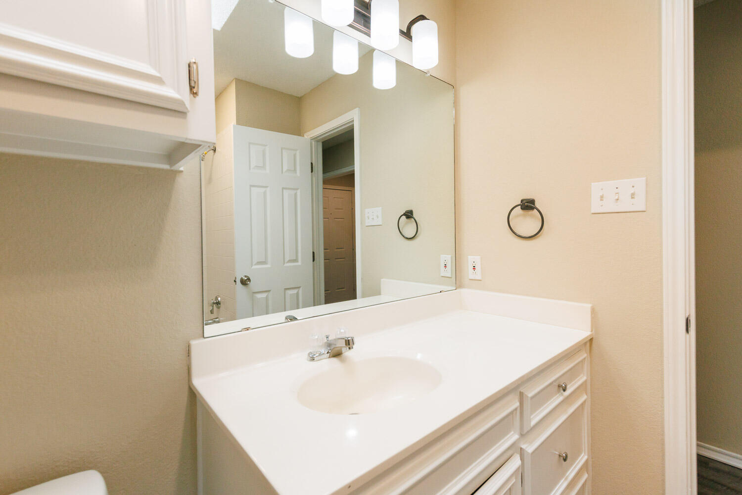 2104 94th Street Property Photo 26
