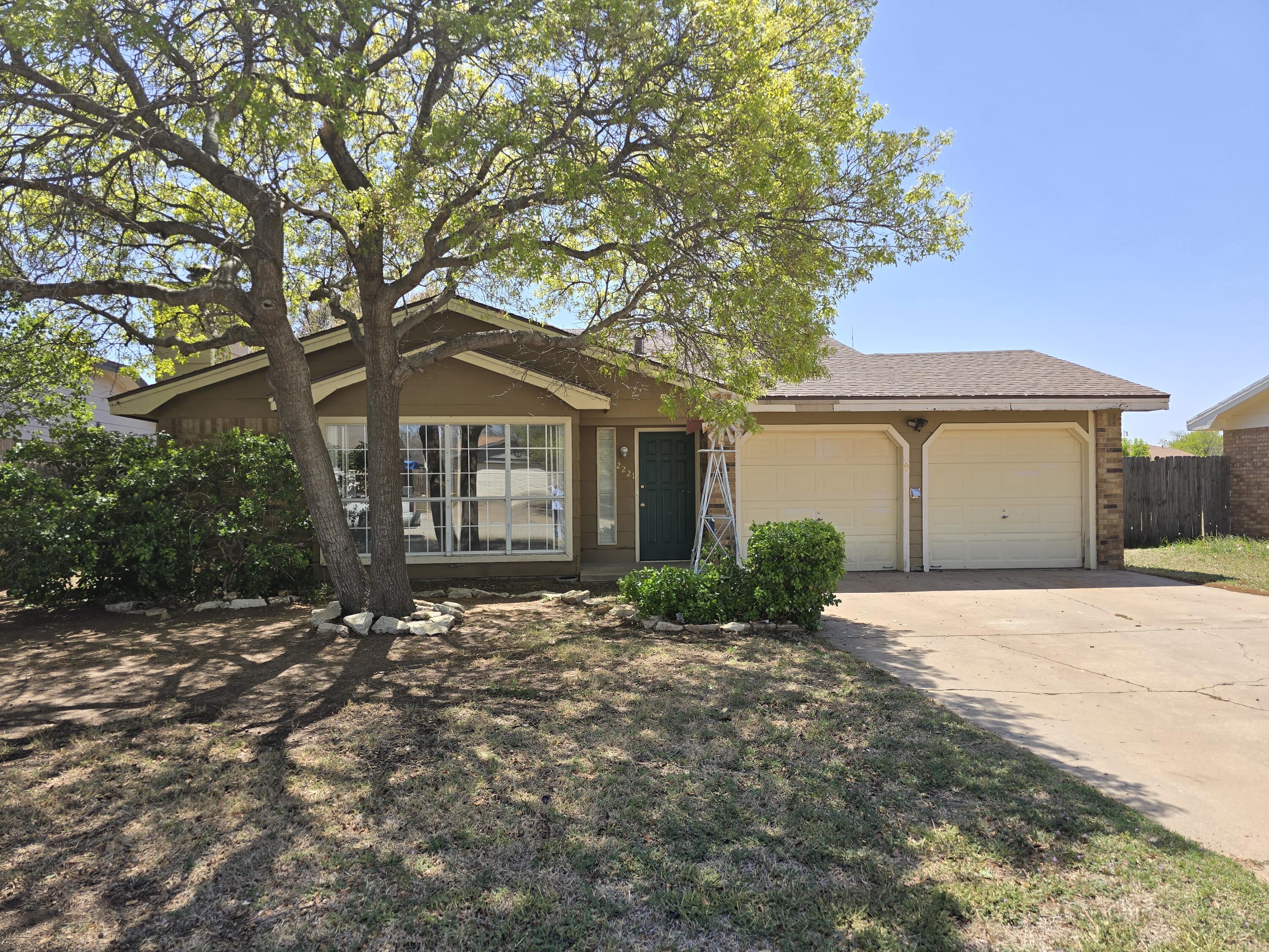 2221 87th Street Property Photo