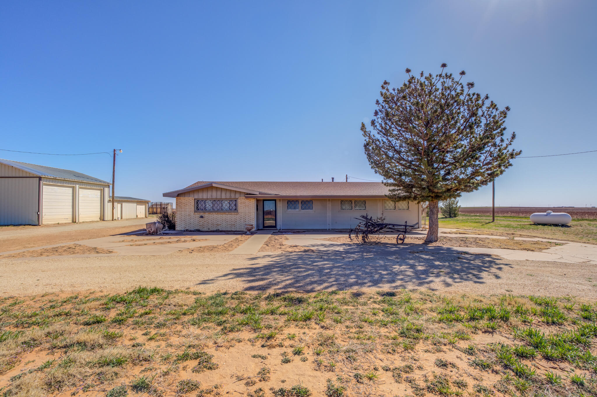 3949 Quail Road Property Photo 1