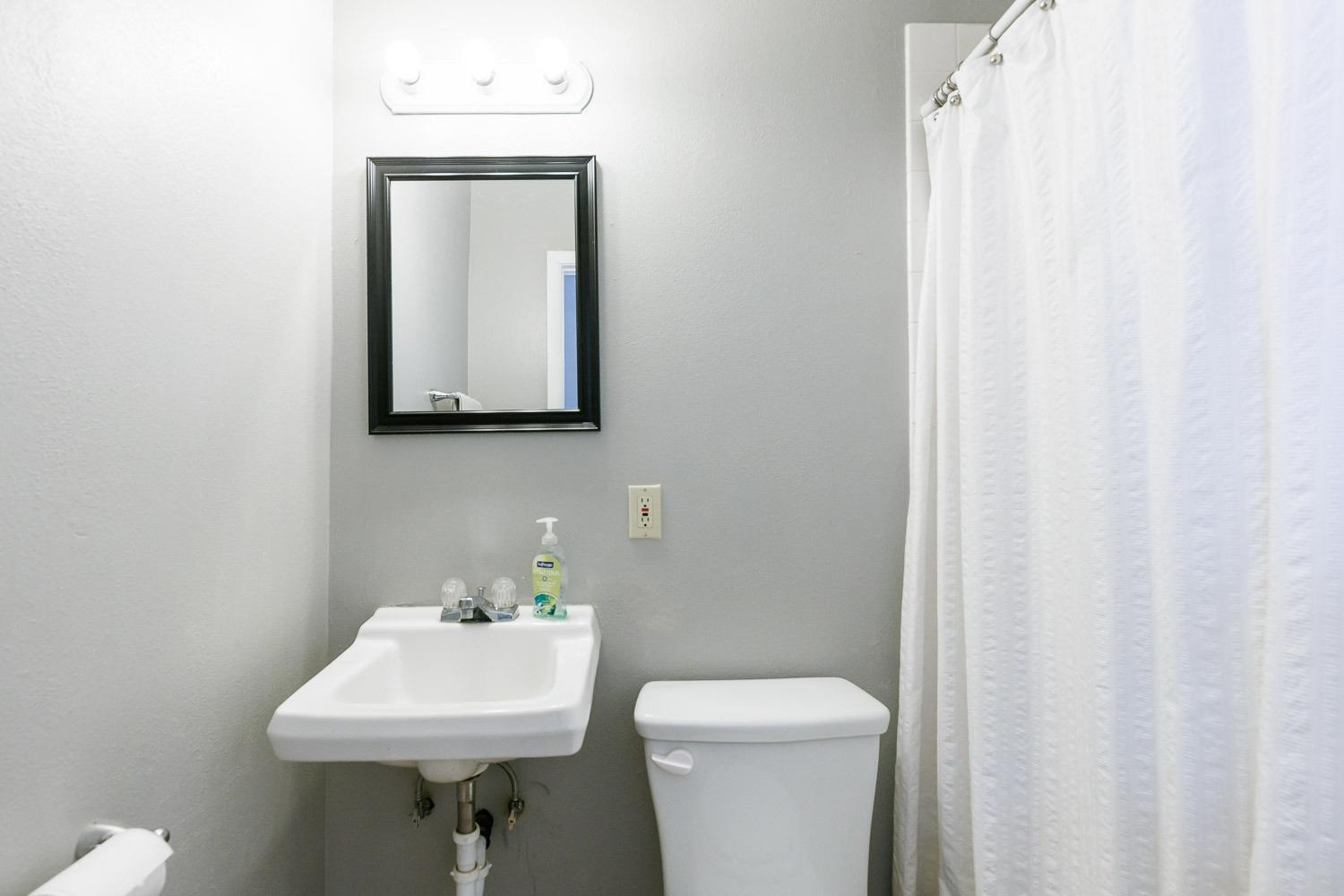 2426 23rd Street Property Photo 25