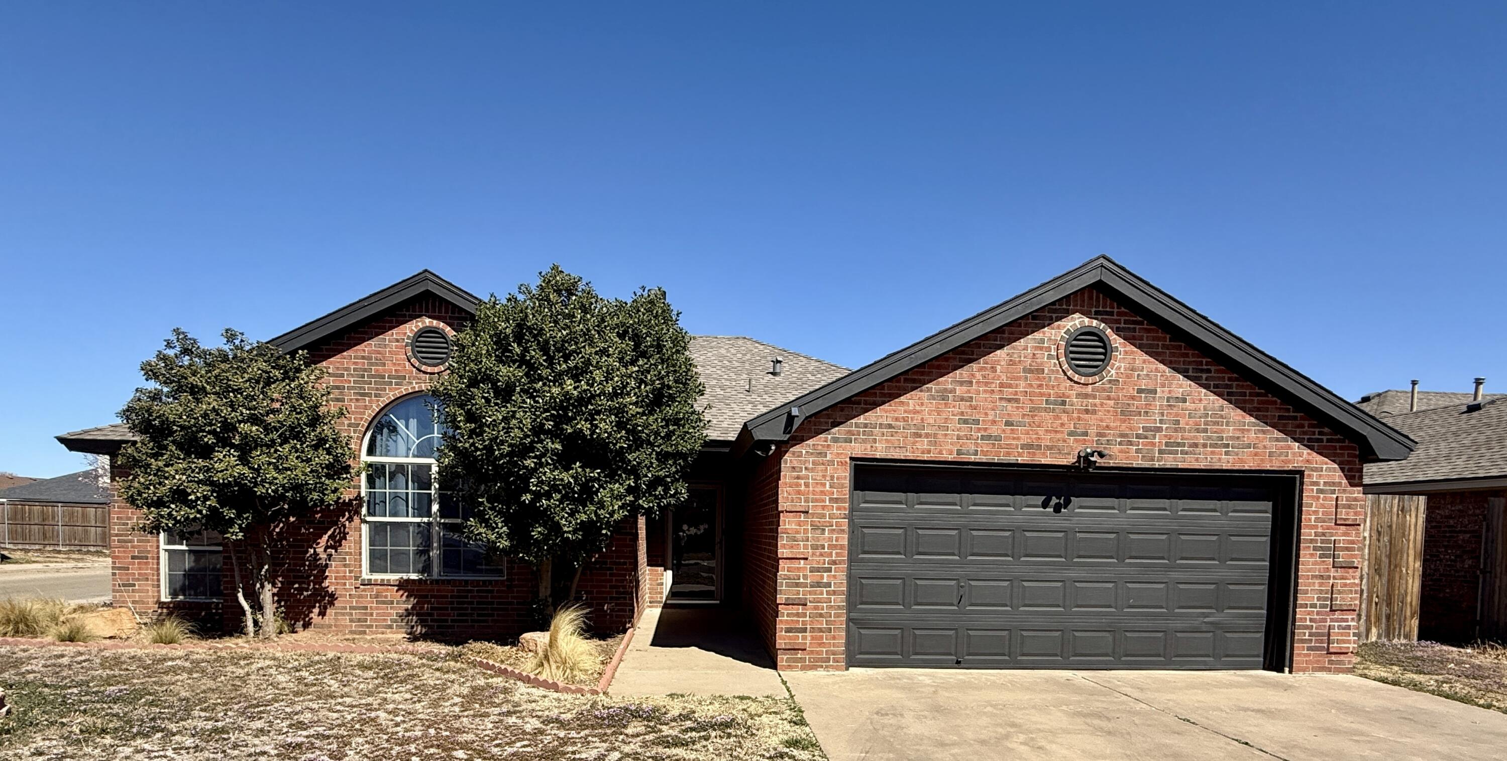 1914 77th Place Property Photo 1