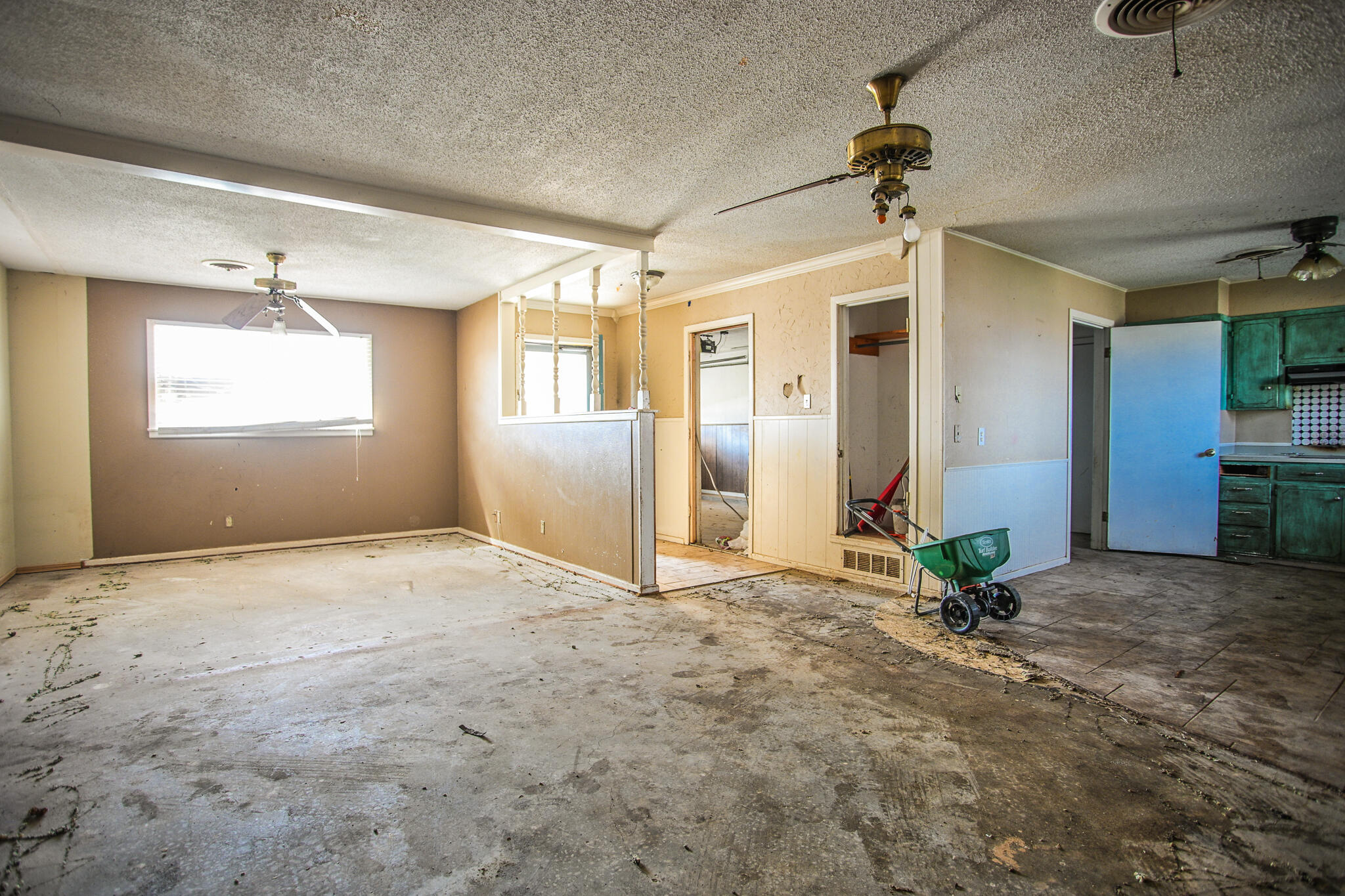 816 Cedar Street Property Photo 8
