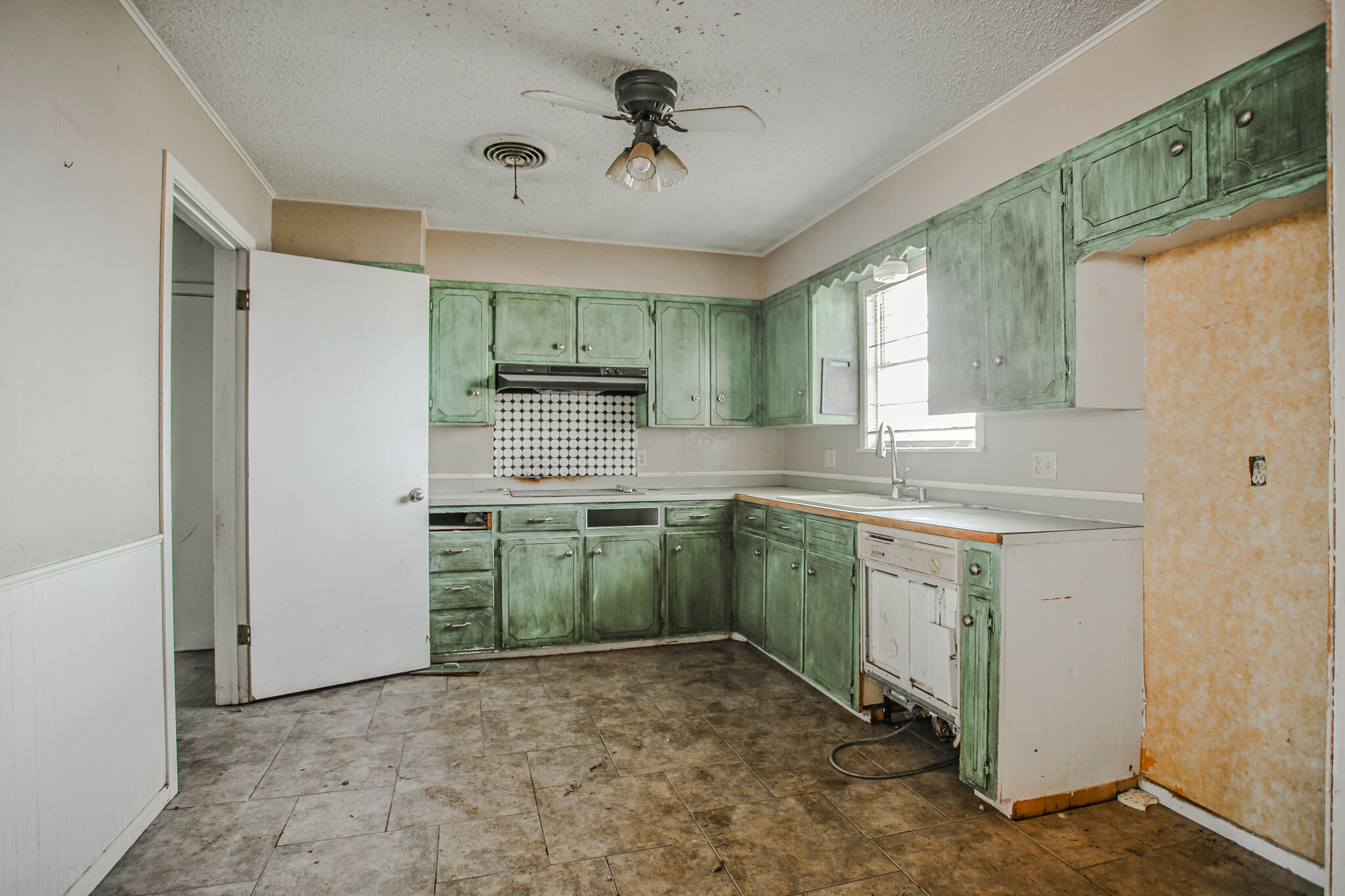 816 Cedar Street Property Photo 11