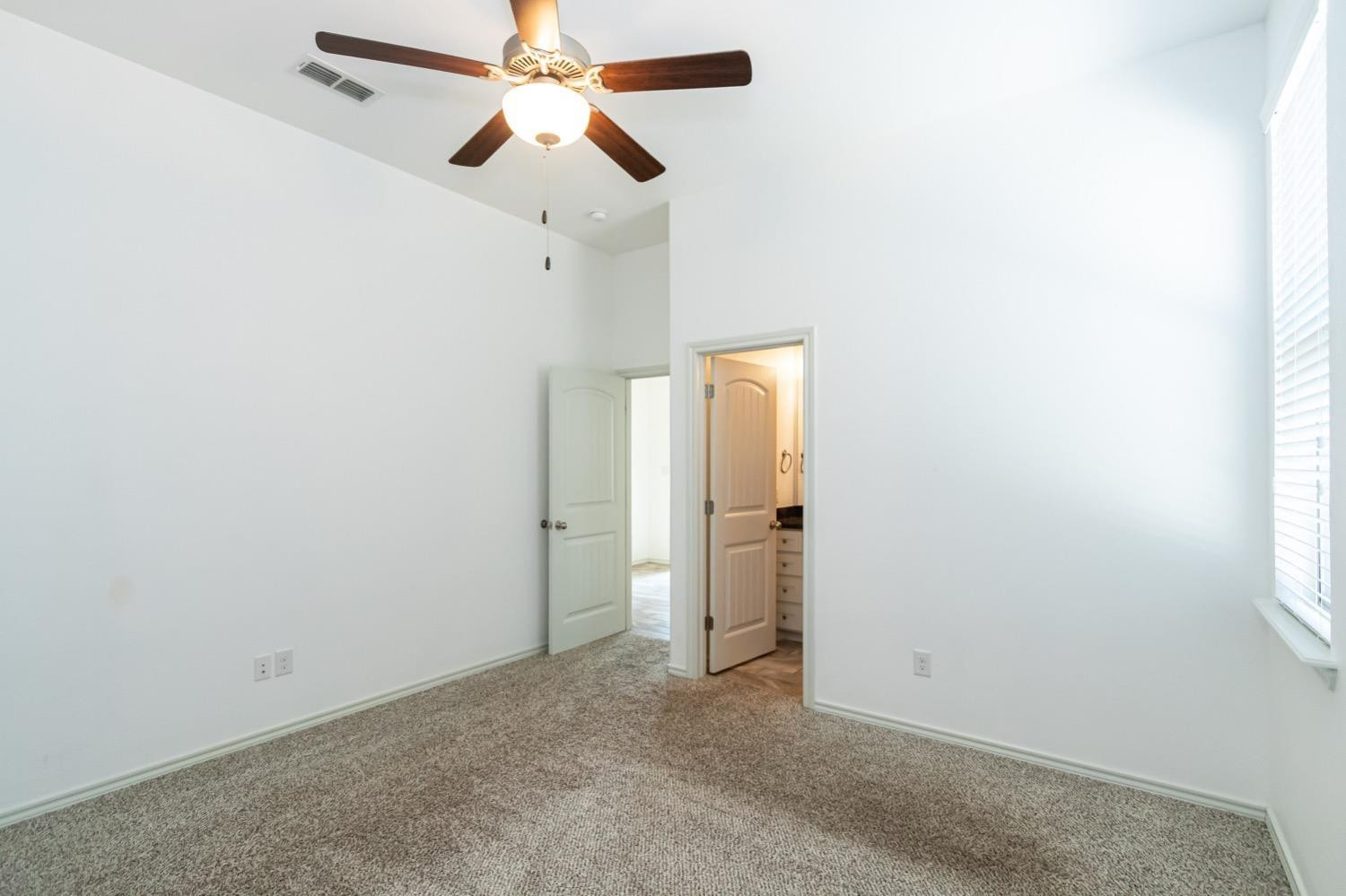 9610 Kline Avenue Property Photo 14