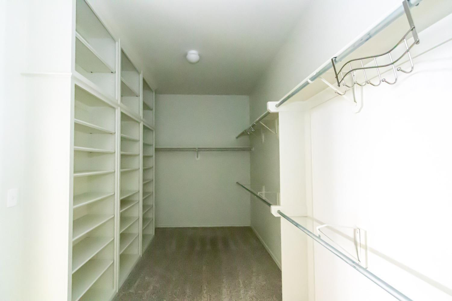 9610 Kline Avenue Property Photo 16