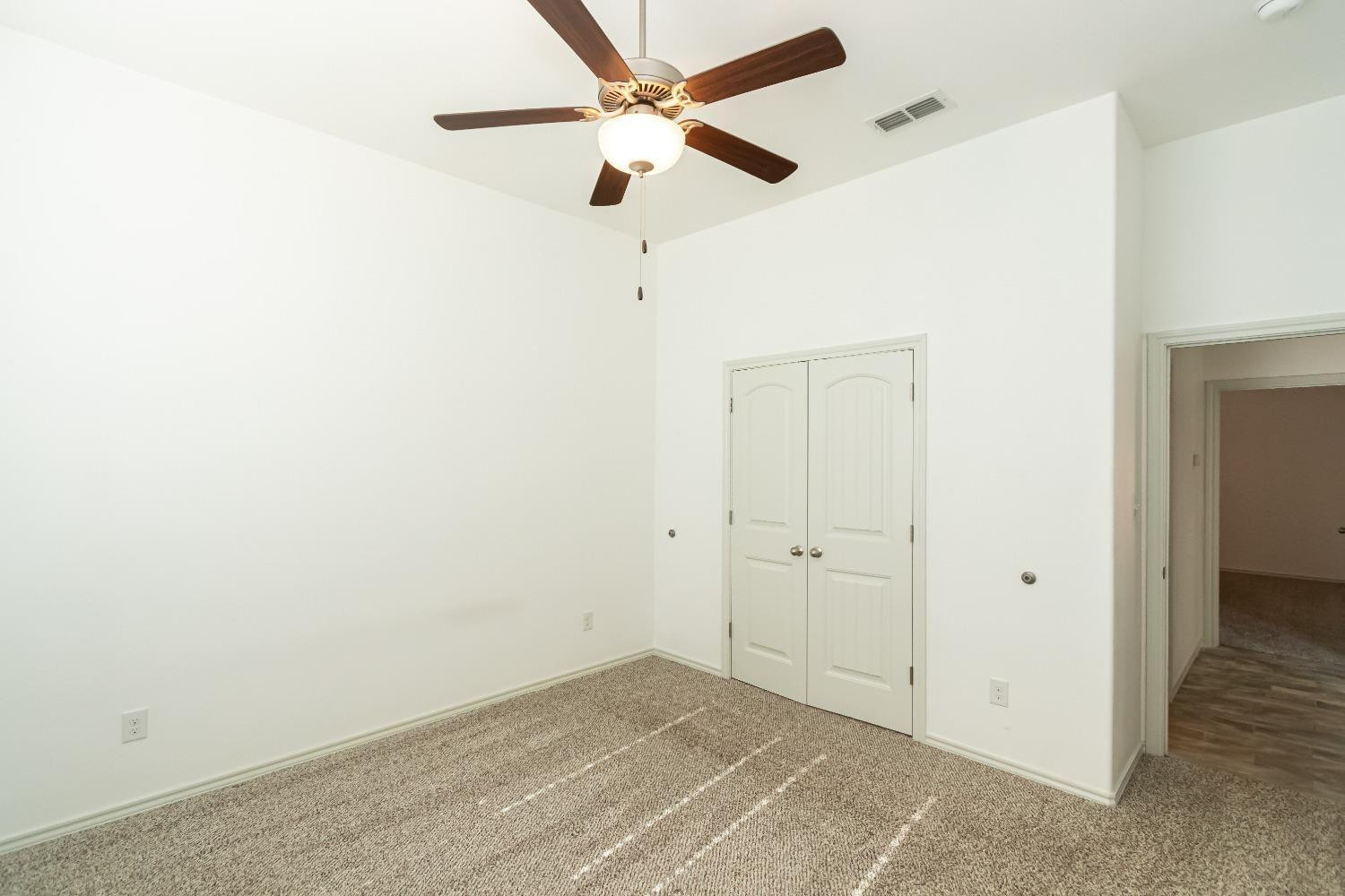 9610 Kline Avenue Property Photo 17