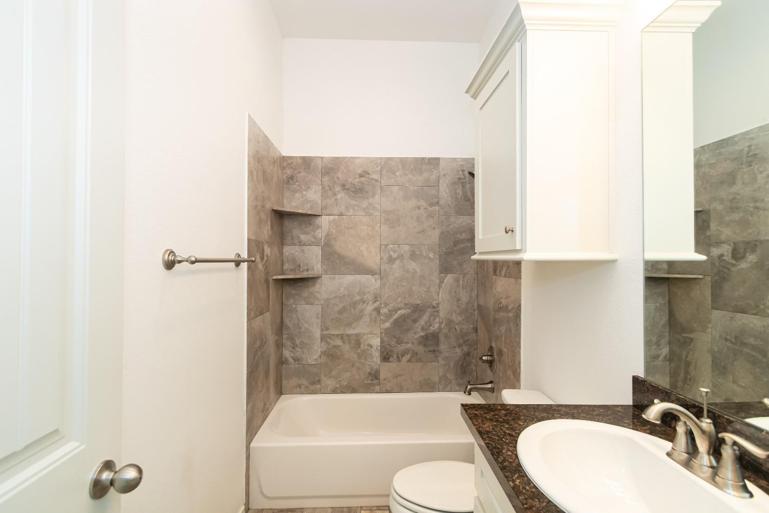 9610 Kline Avenue Property Photo 18
