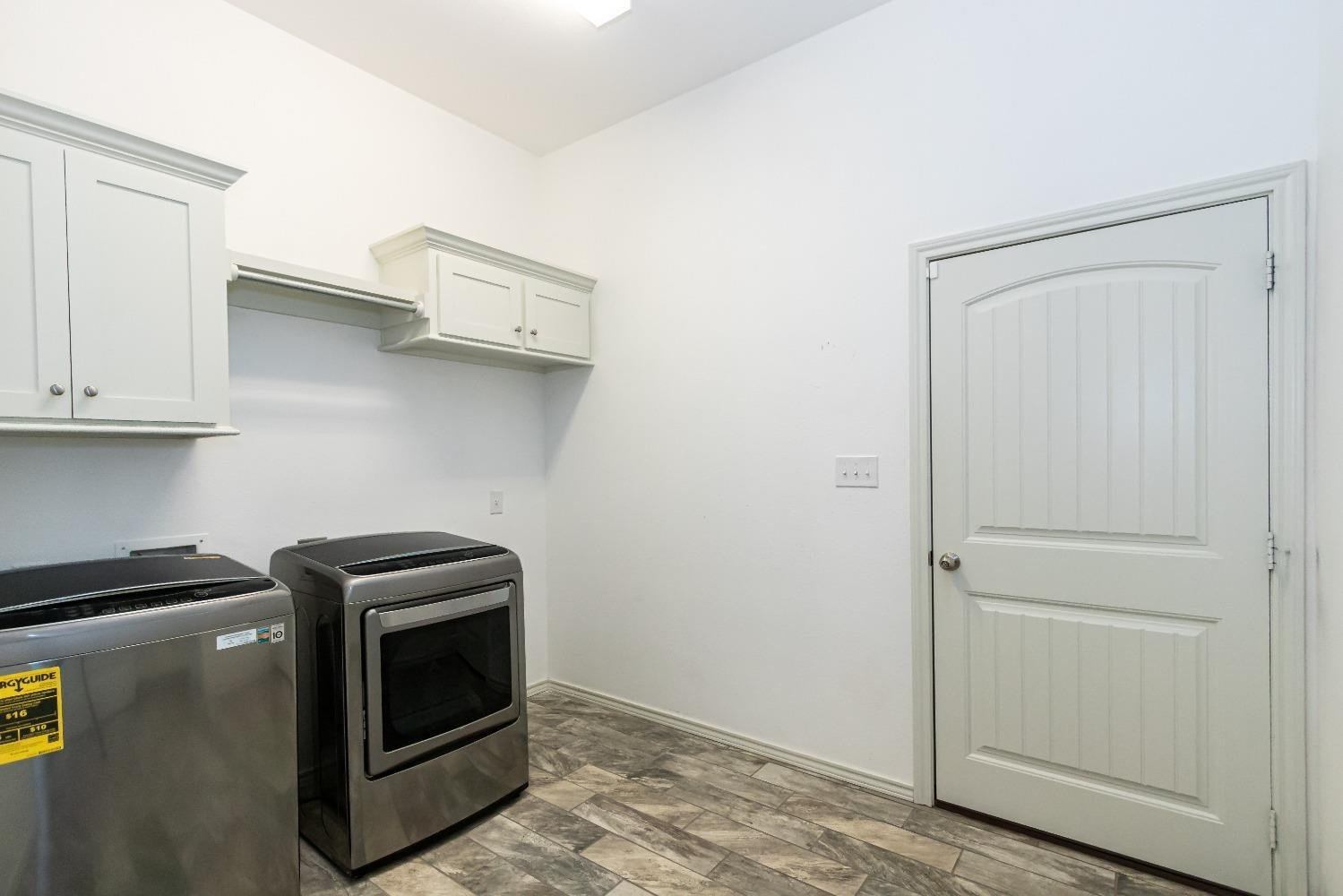 9610 Kline Avenue Property Photo 20