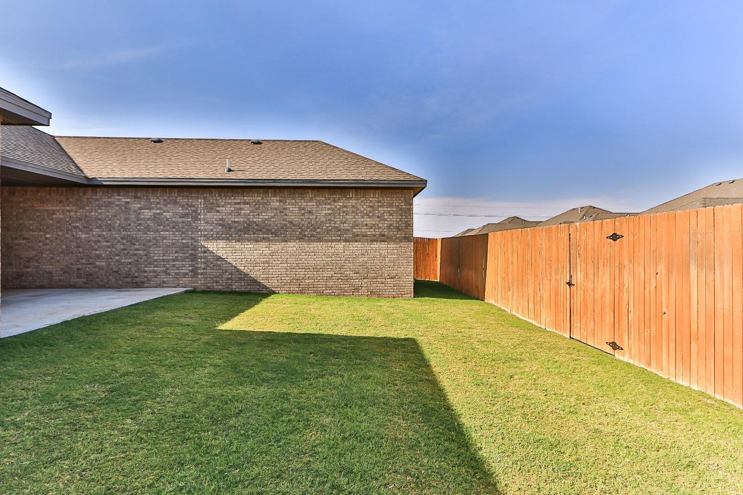 9610 Kline Avenue Property Photo 23