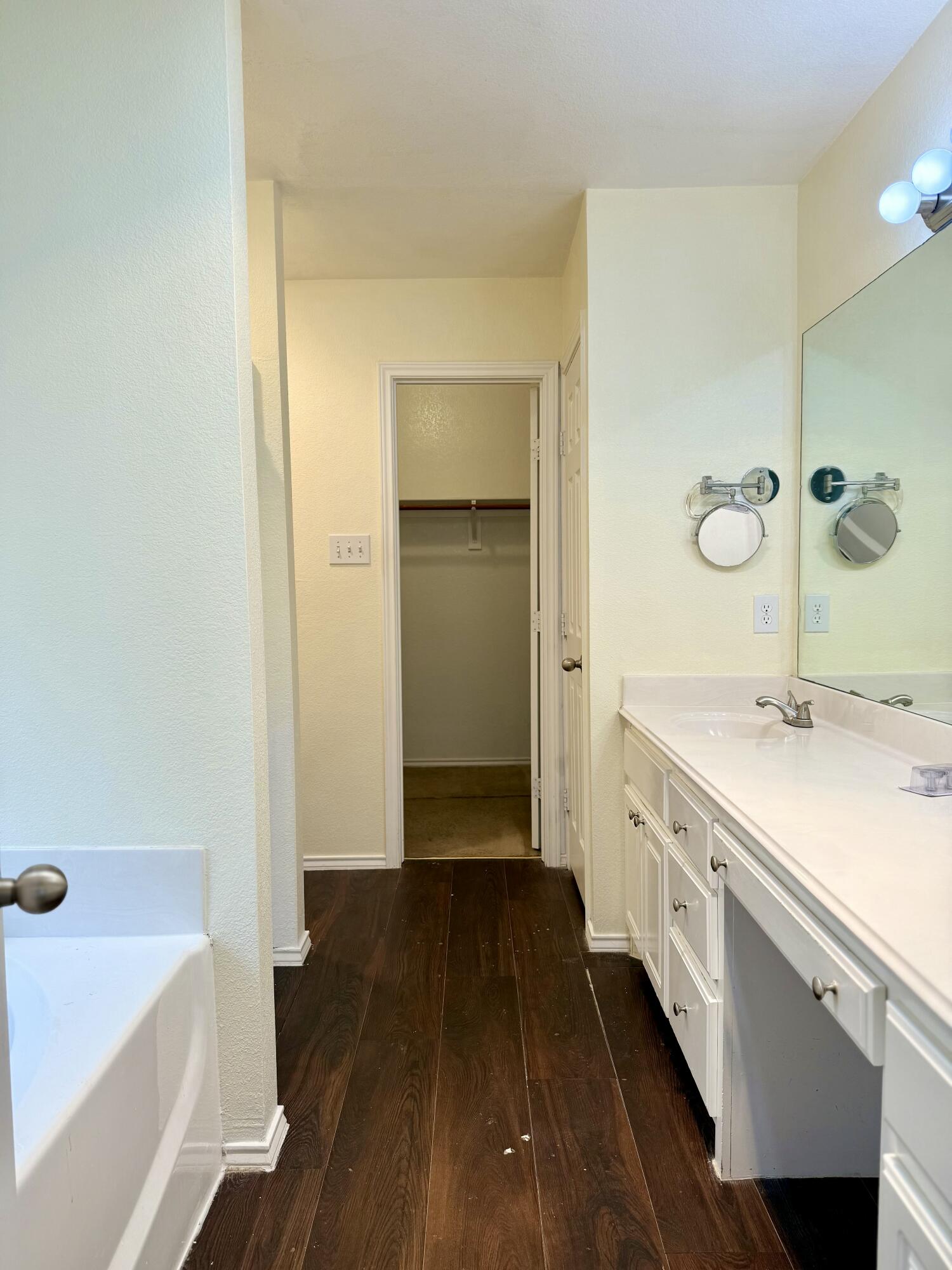 4916 Harvard Drive Property Photo 14