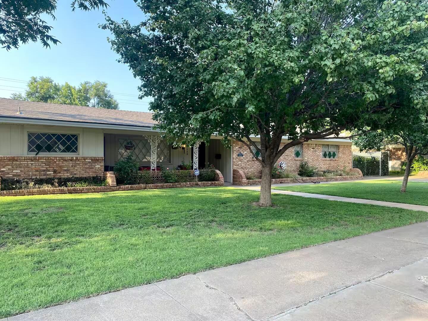 3822 53rd Street Property Photo
