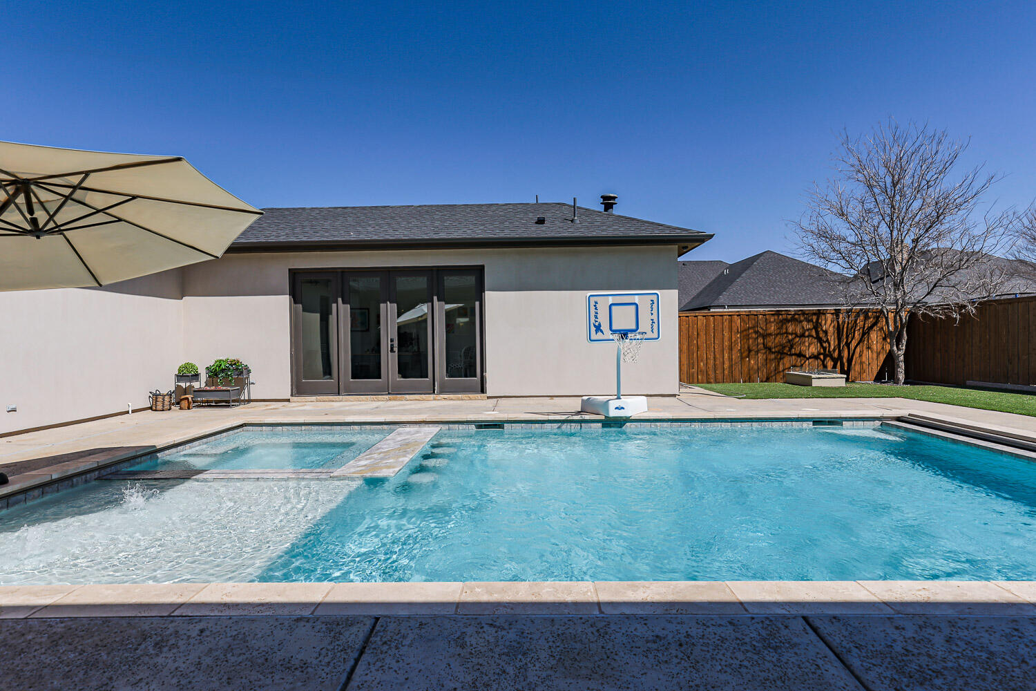 11709 Utica Avenue Property Photo 80