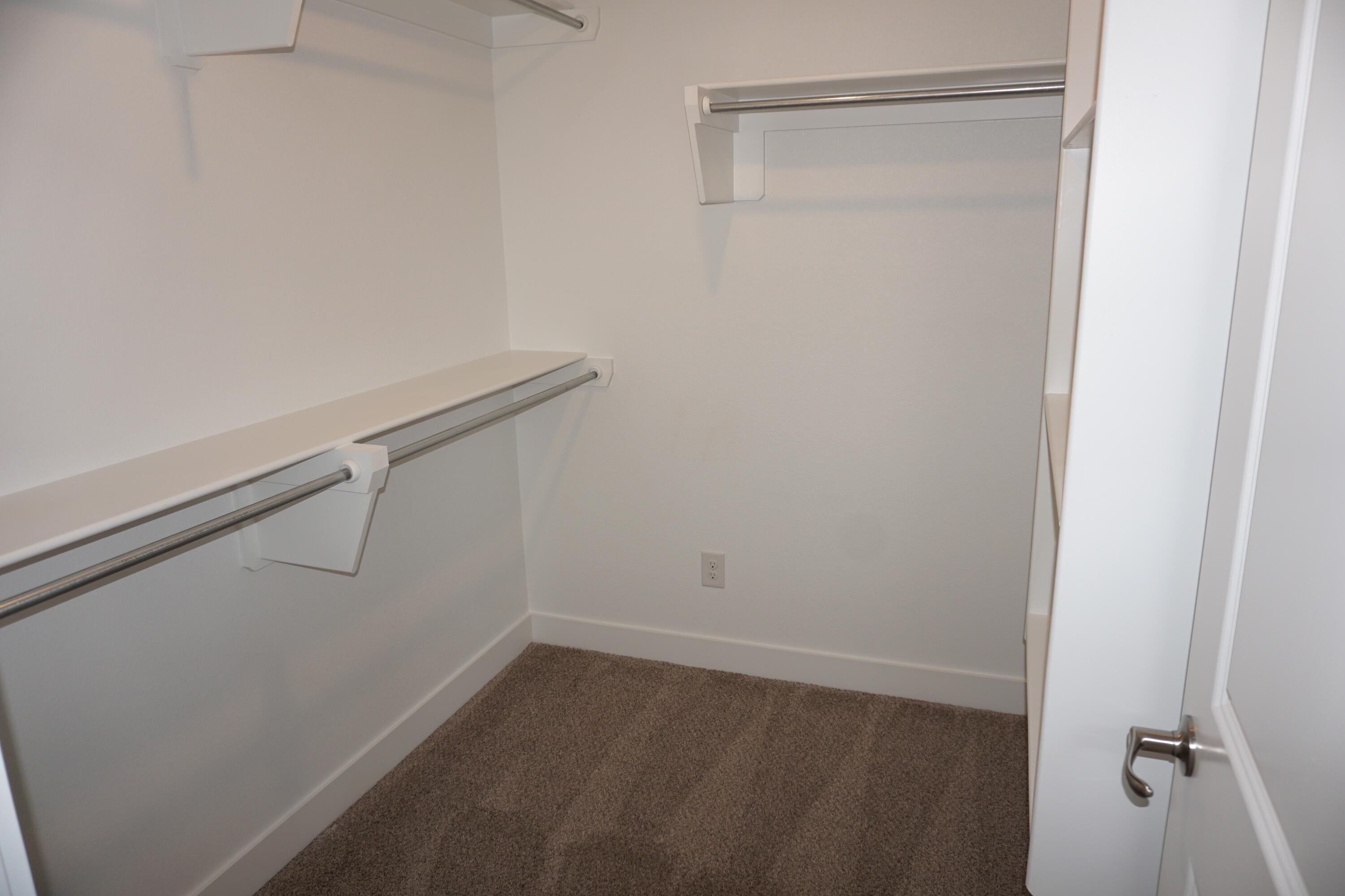 7517 31st Street Property Photo 12