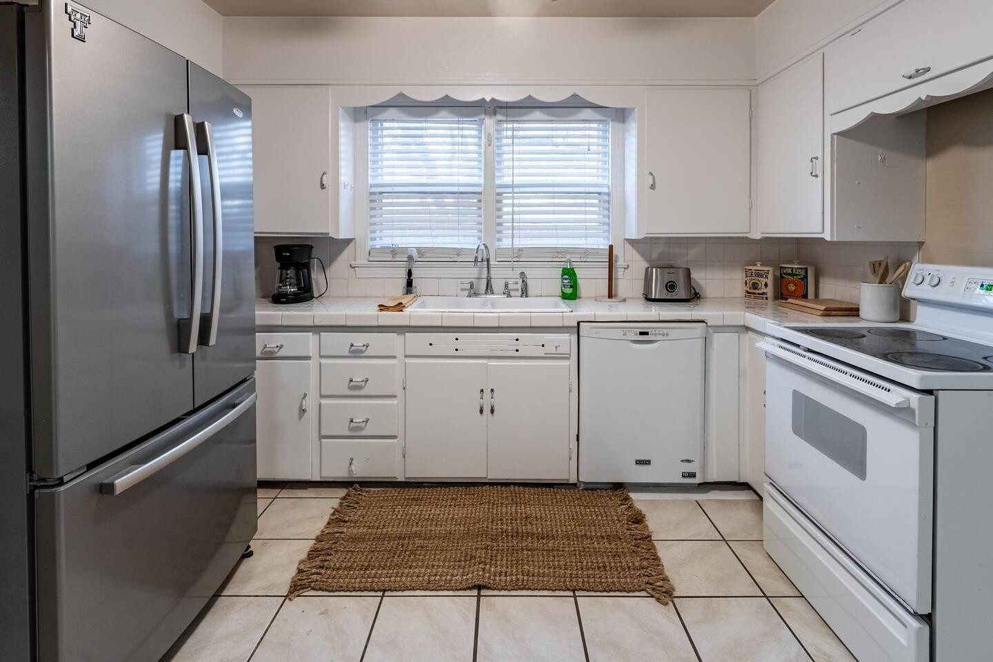 3418 28th Street Property Photo 5