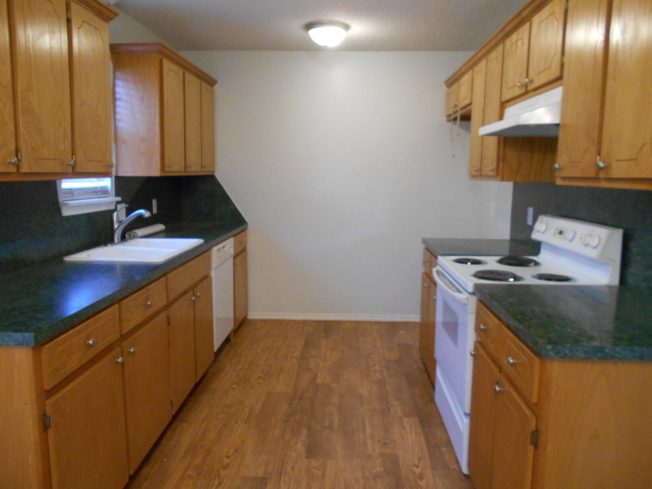 2809 90th Street Property Photo 3