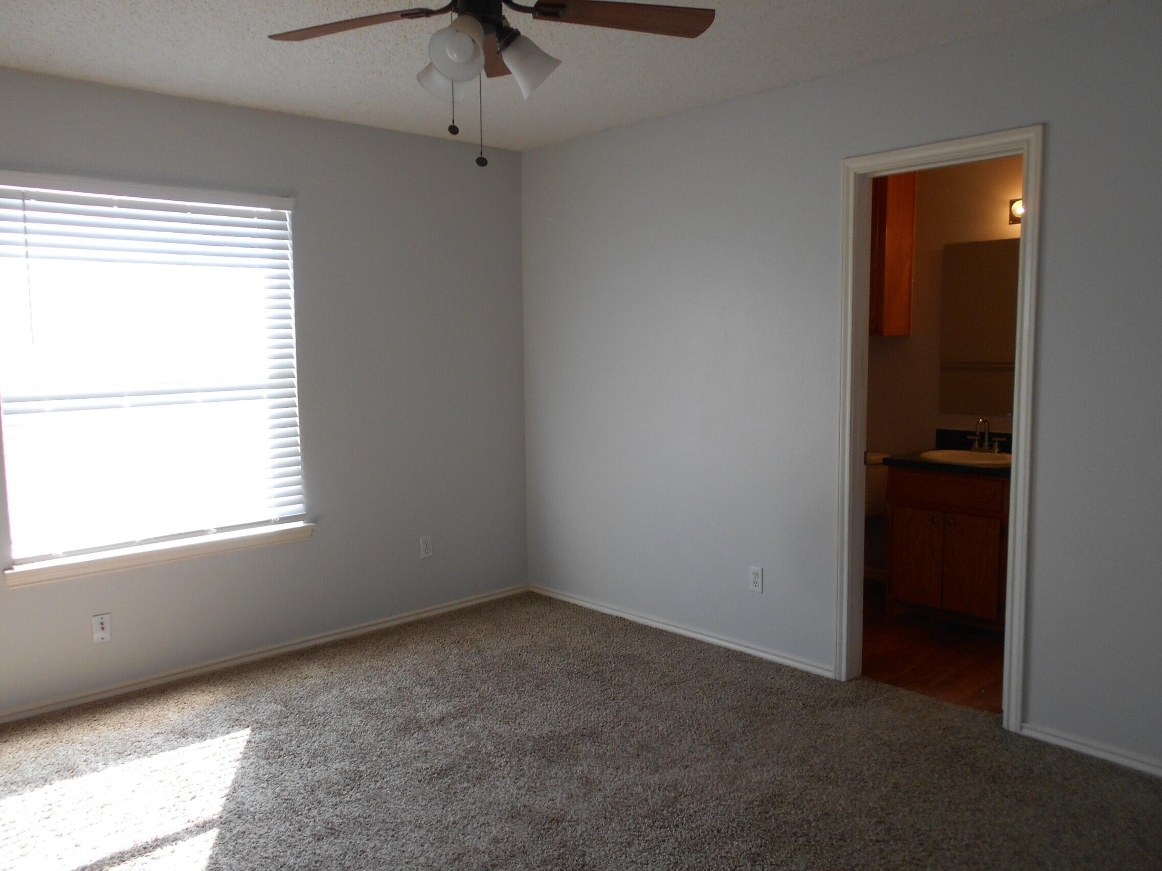 2809 90th Street Property Photo 5