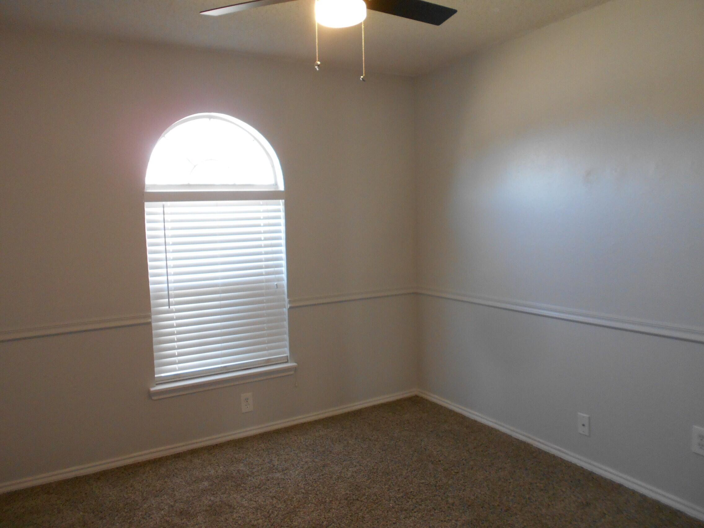 2809 90th Street Property Photo 8