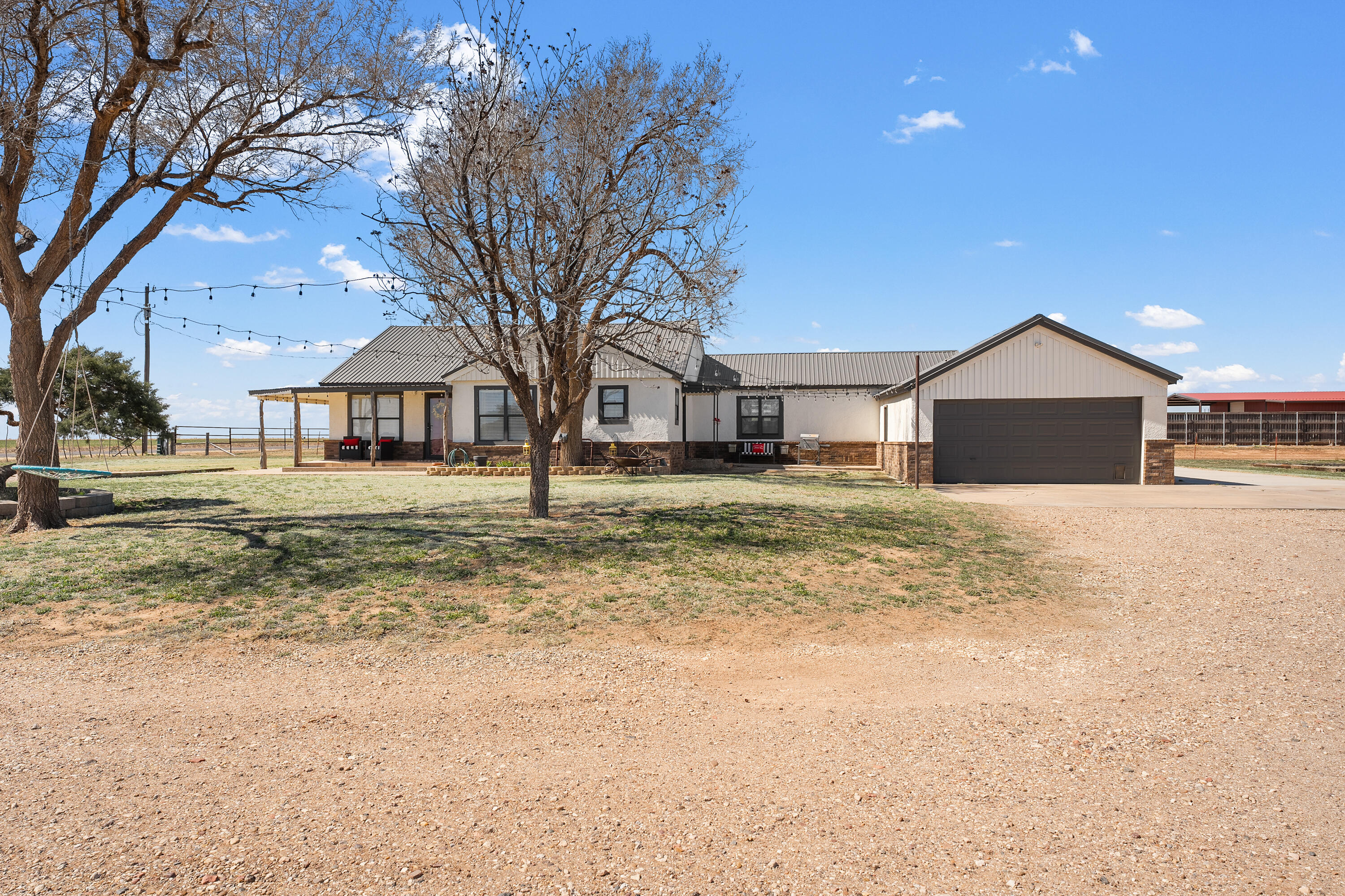 8502 F M 1729 Property Photo 1