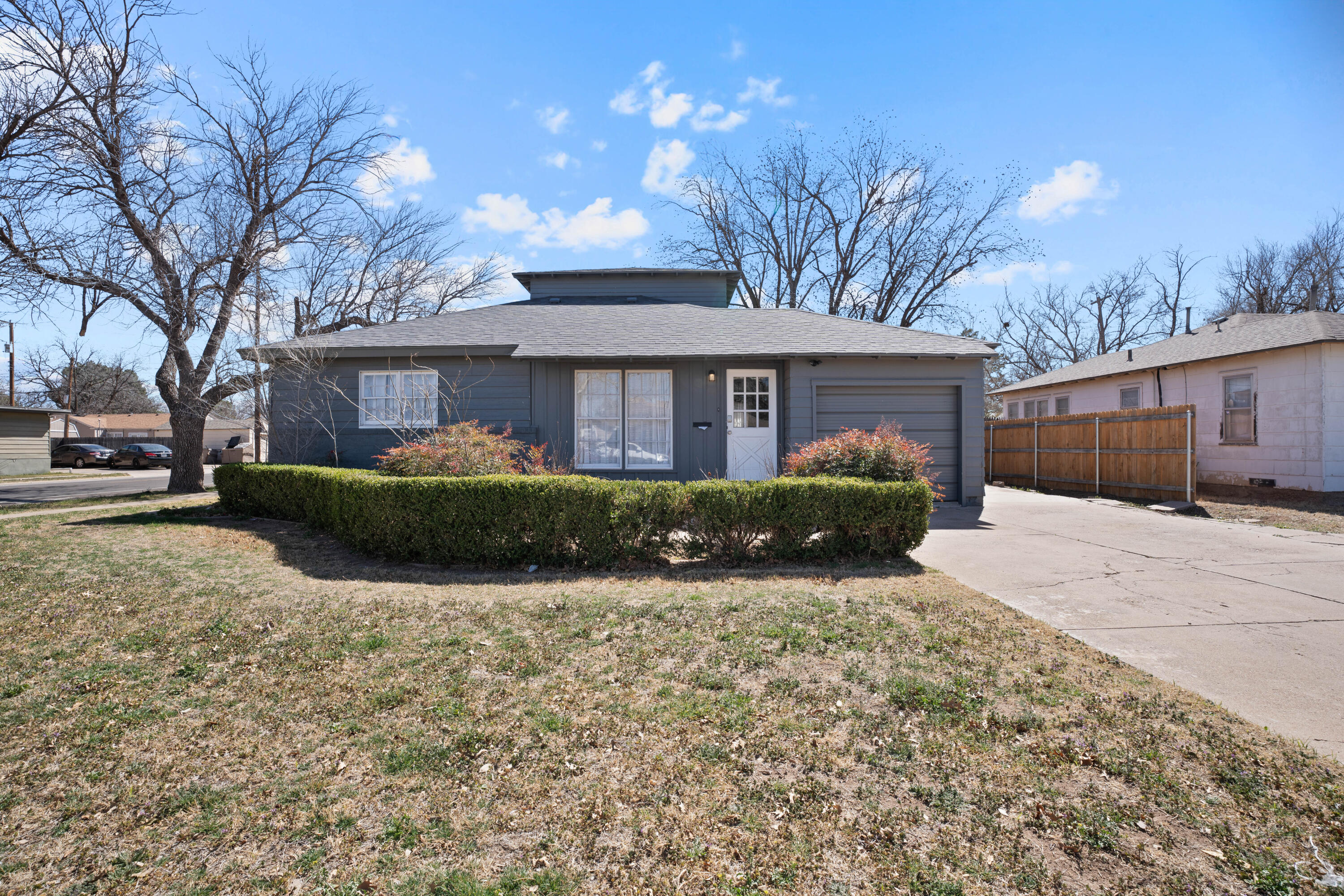 2701 27th Street Property Photo 1