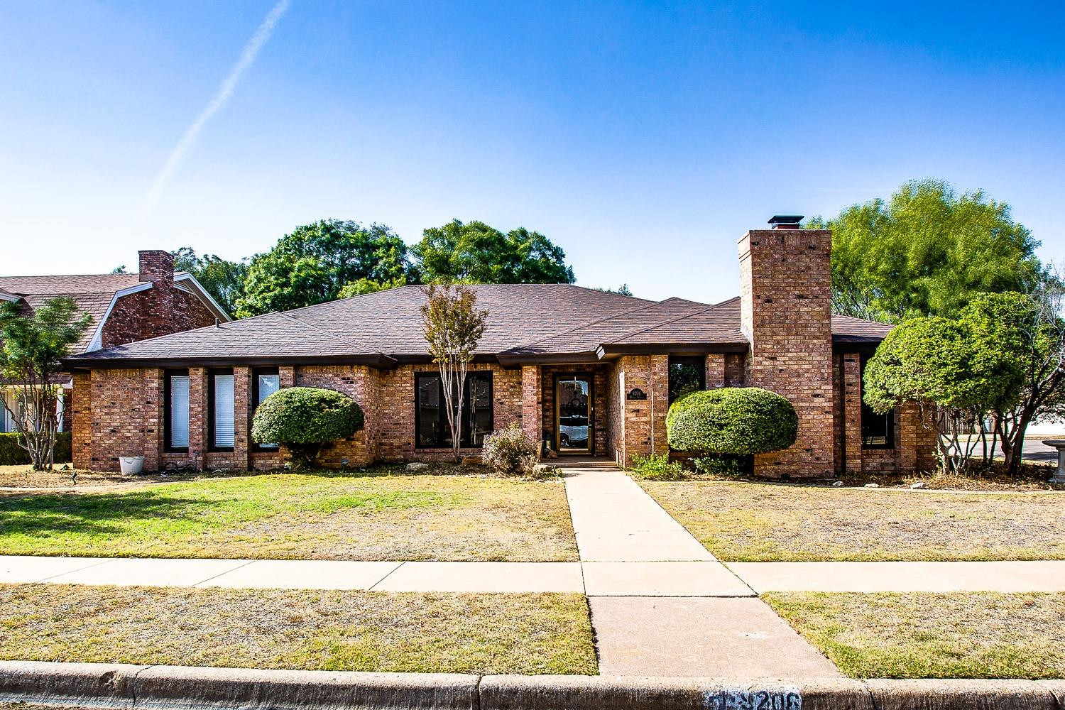 9206 Wayne Avenue Property Photo