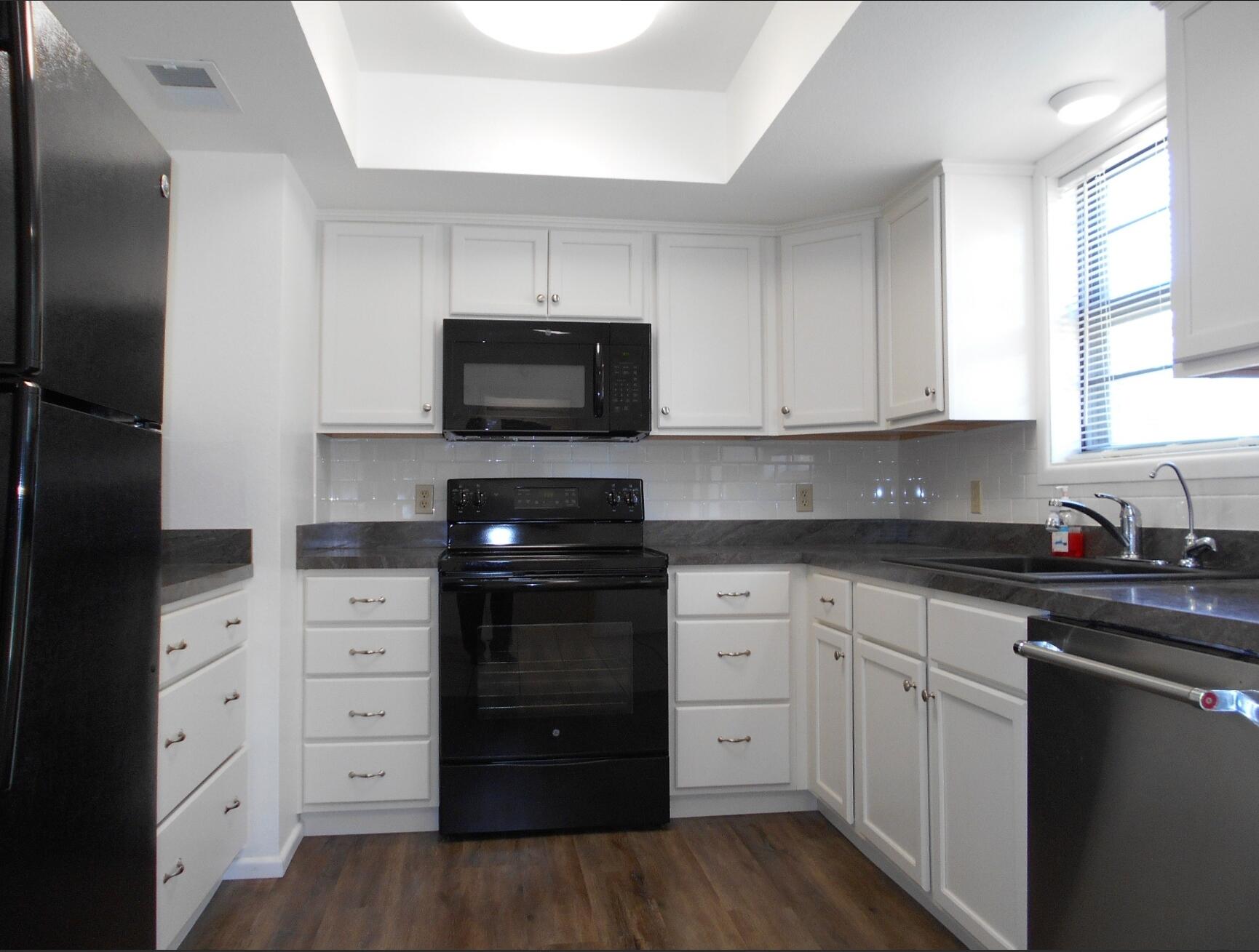 7405 Utica Avenue, B Property Photo 4