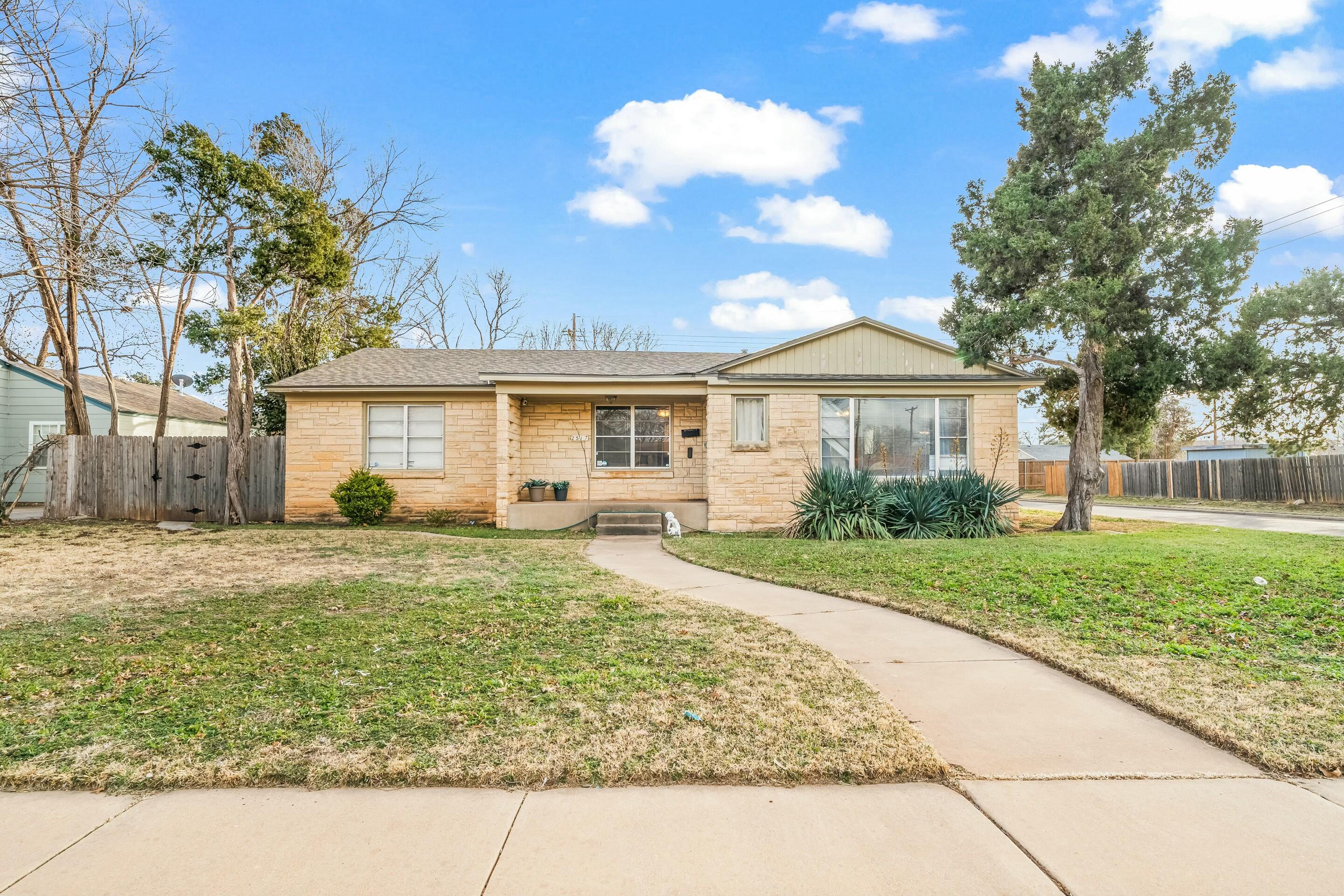 2517 30th Street Property Photo 1