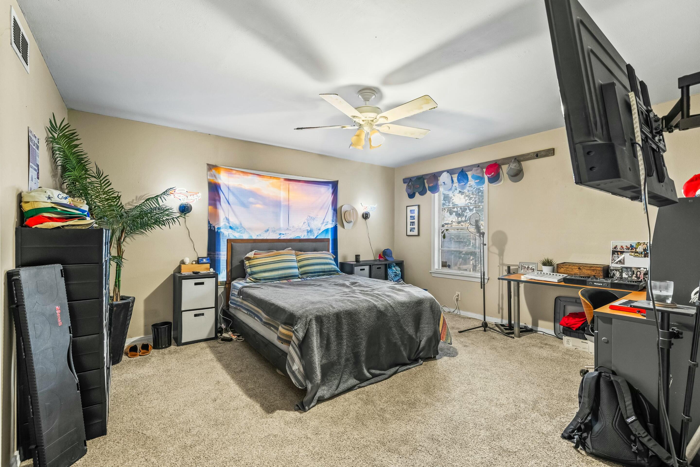 2517 30th Street Property Photo 12