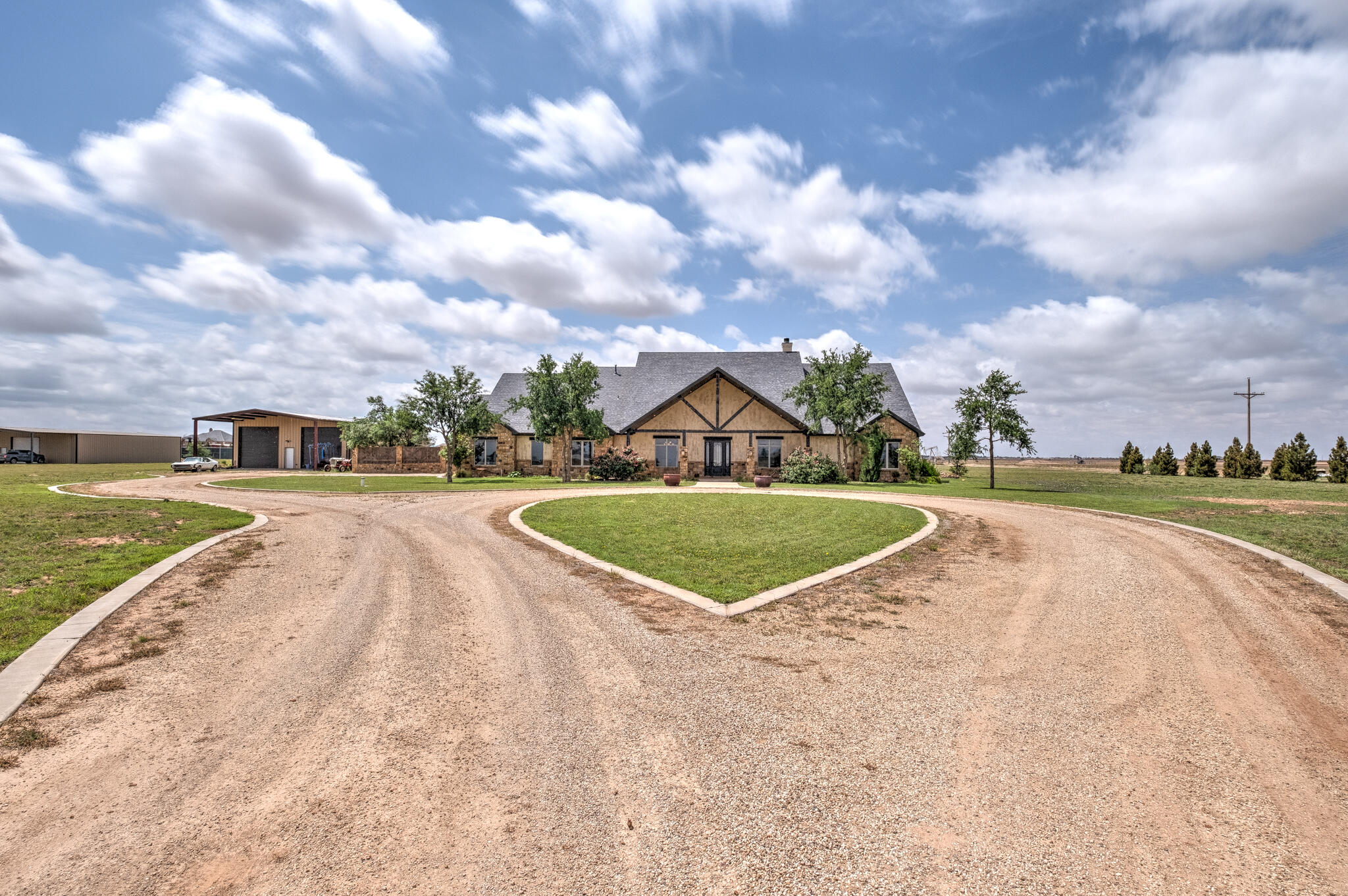 8219 Fm 2641 Property Photo