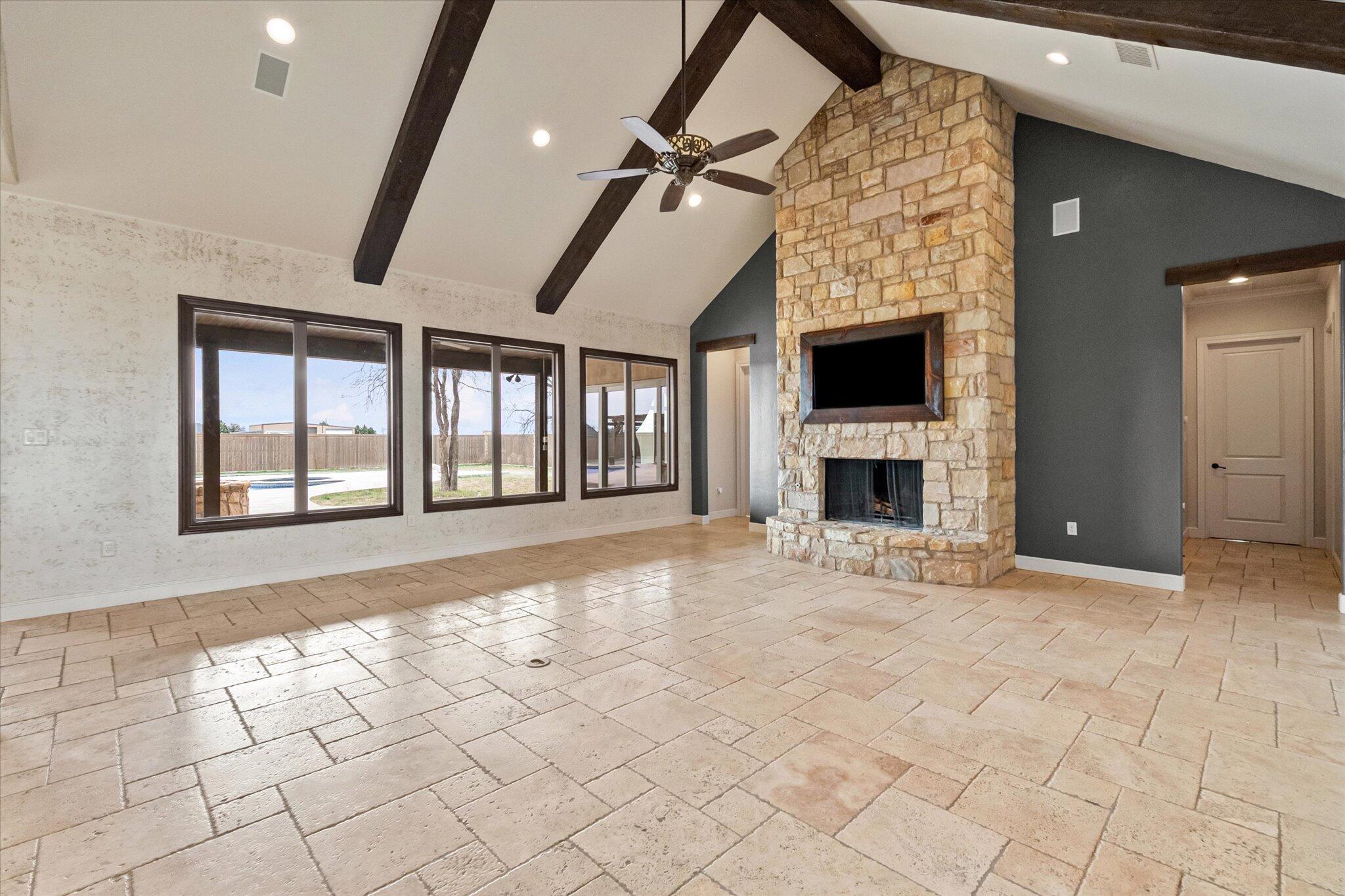 8219 Fm 2641 Property Photo 14