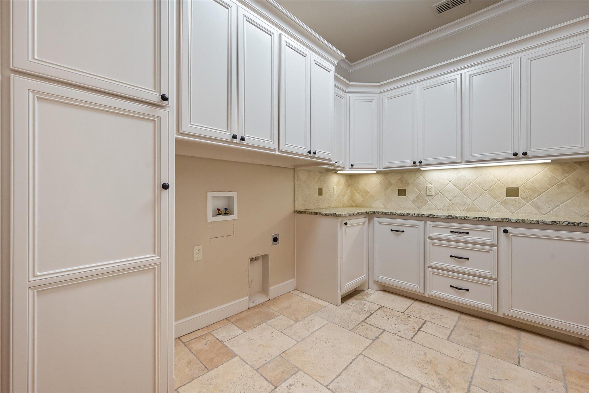 8219 Fm 2641 Property Photo 47