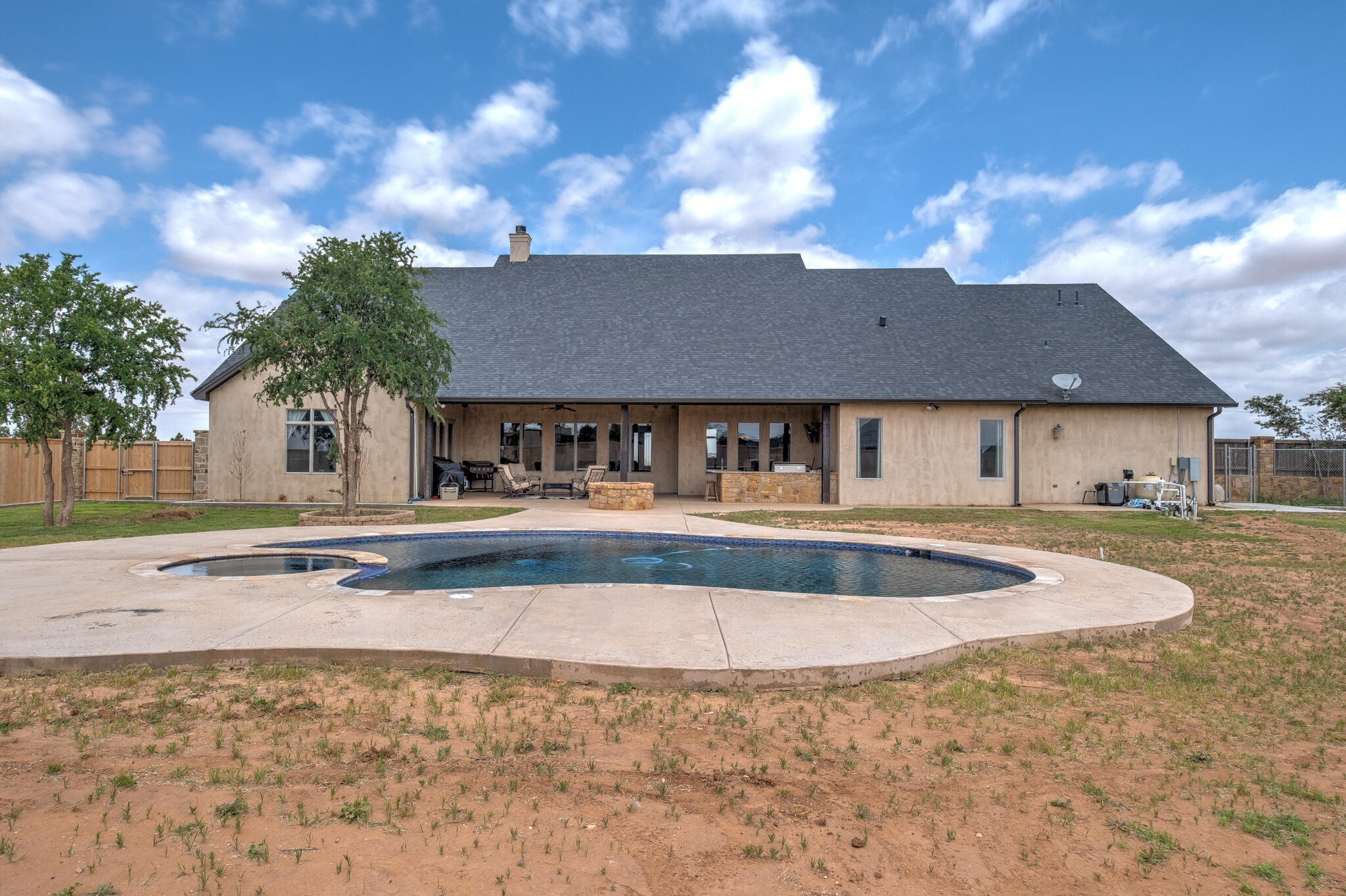 8219 Fm 2641 Property Photo 54
